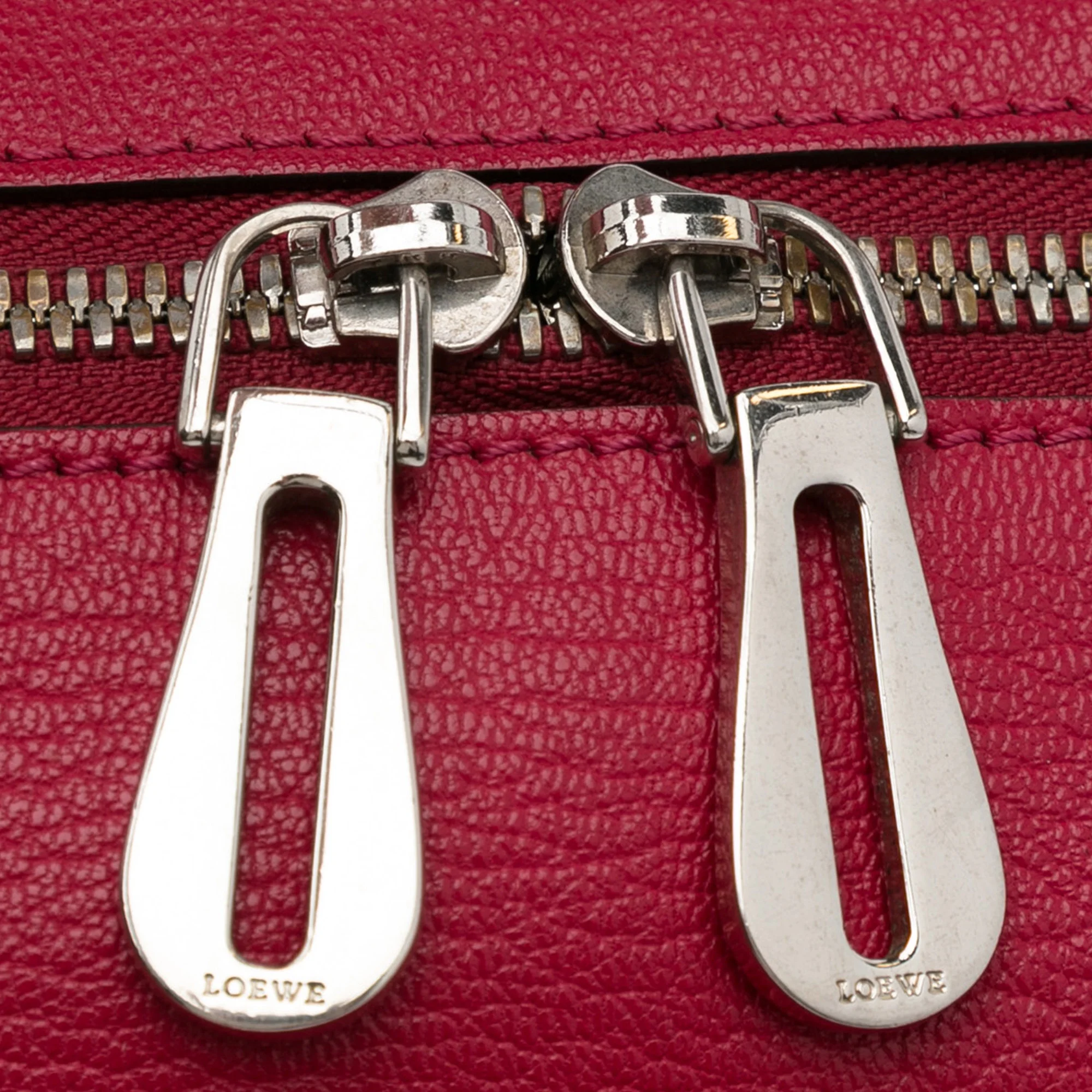 Pre-Owned Authenticated Loewe Amazona Handbag Calf Leather Red Top HandleBag Unisex (Good)