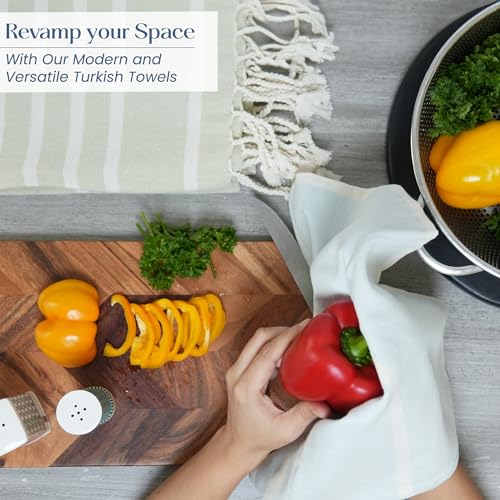 The Fine Living Co. 100% Cotton Merry Christmas Kitchen Towels, 18'x28' Set of 2 (Cherry Red & Green)