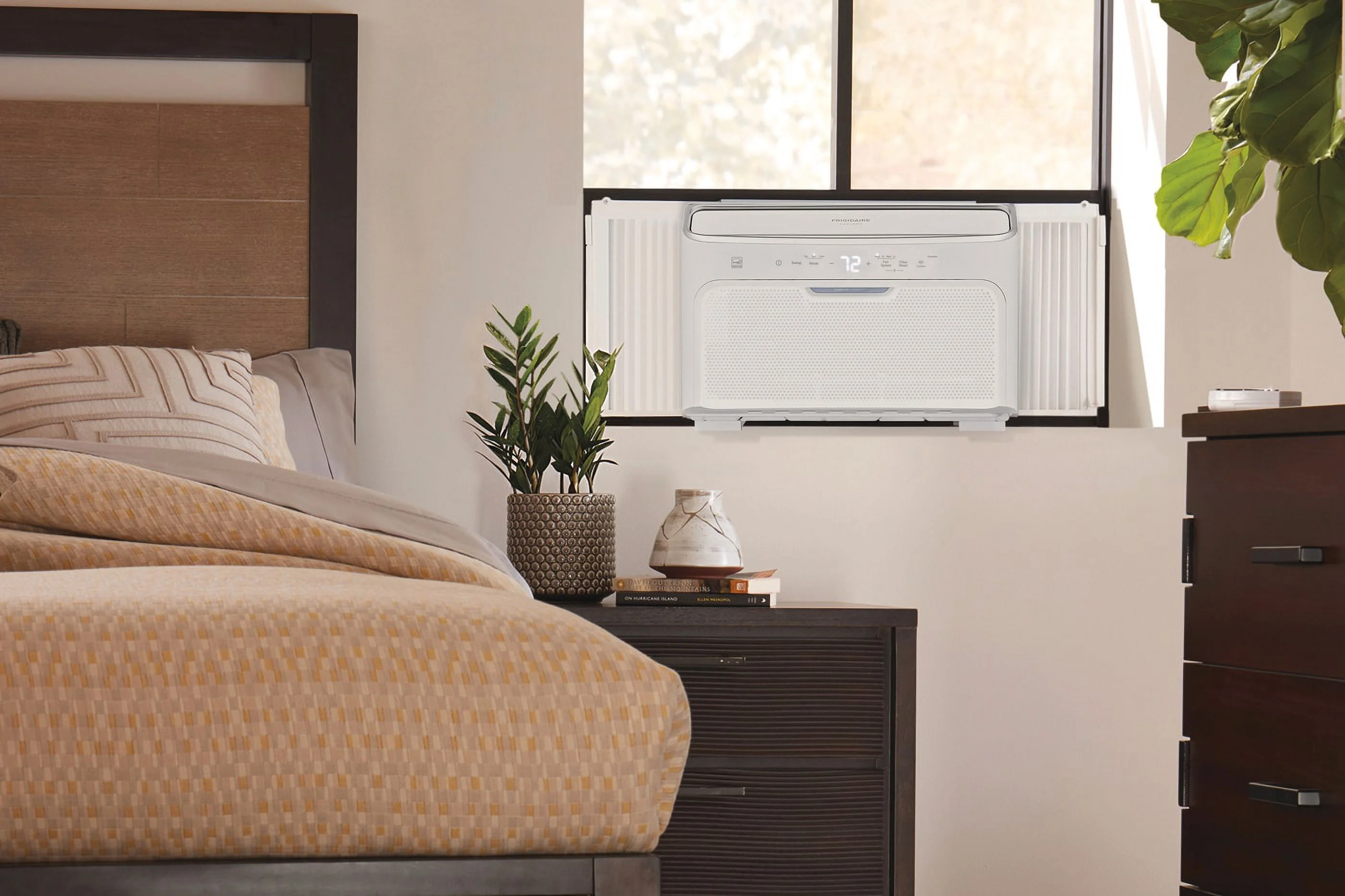 Frigidaire Gallery&nbsp;10,000 BTU Inverter Window Room Air Conditioner with Wi-Fi (Energy Star)