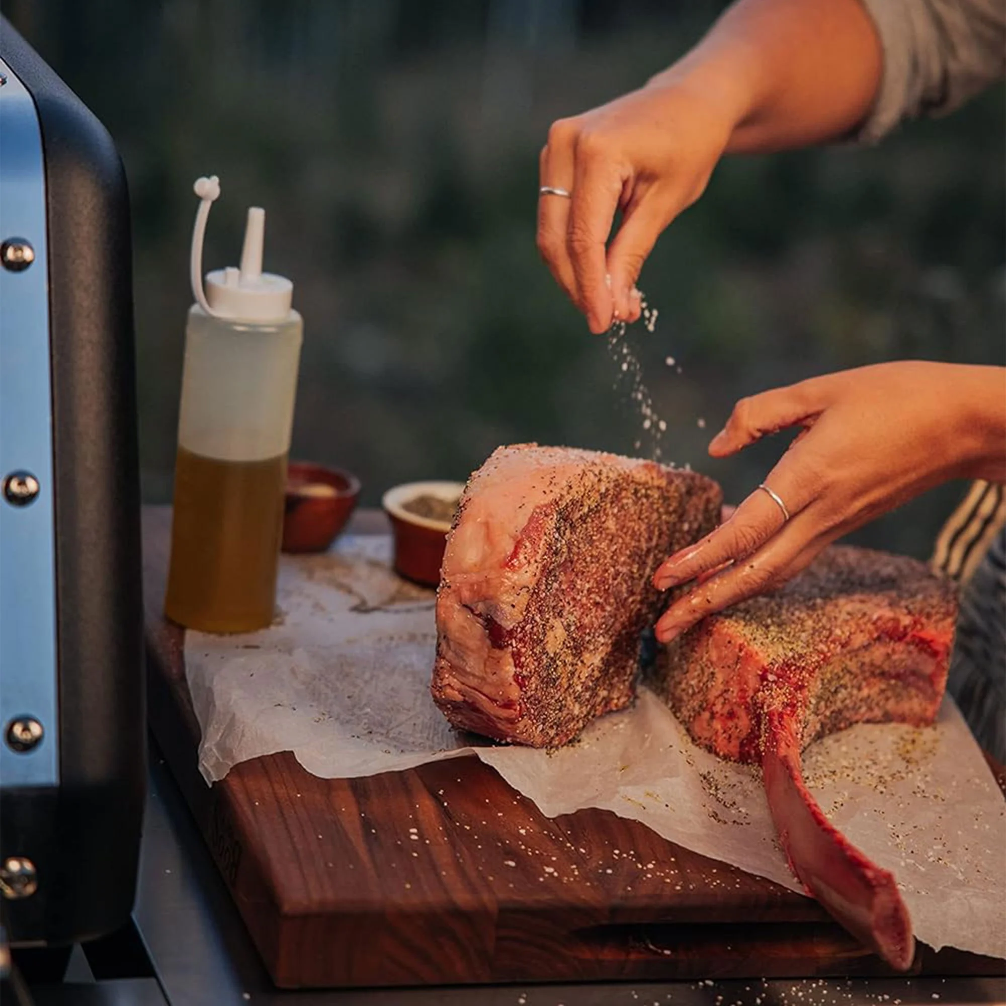 Weber Genesis EX-325s 3 Burner Smart Natural Gas Barbecue Grill, Black