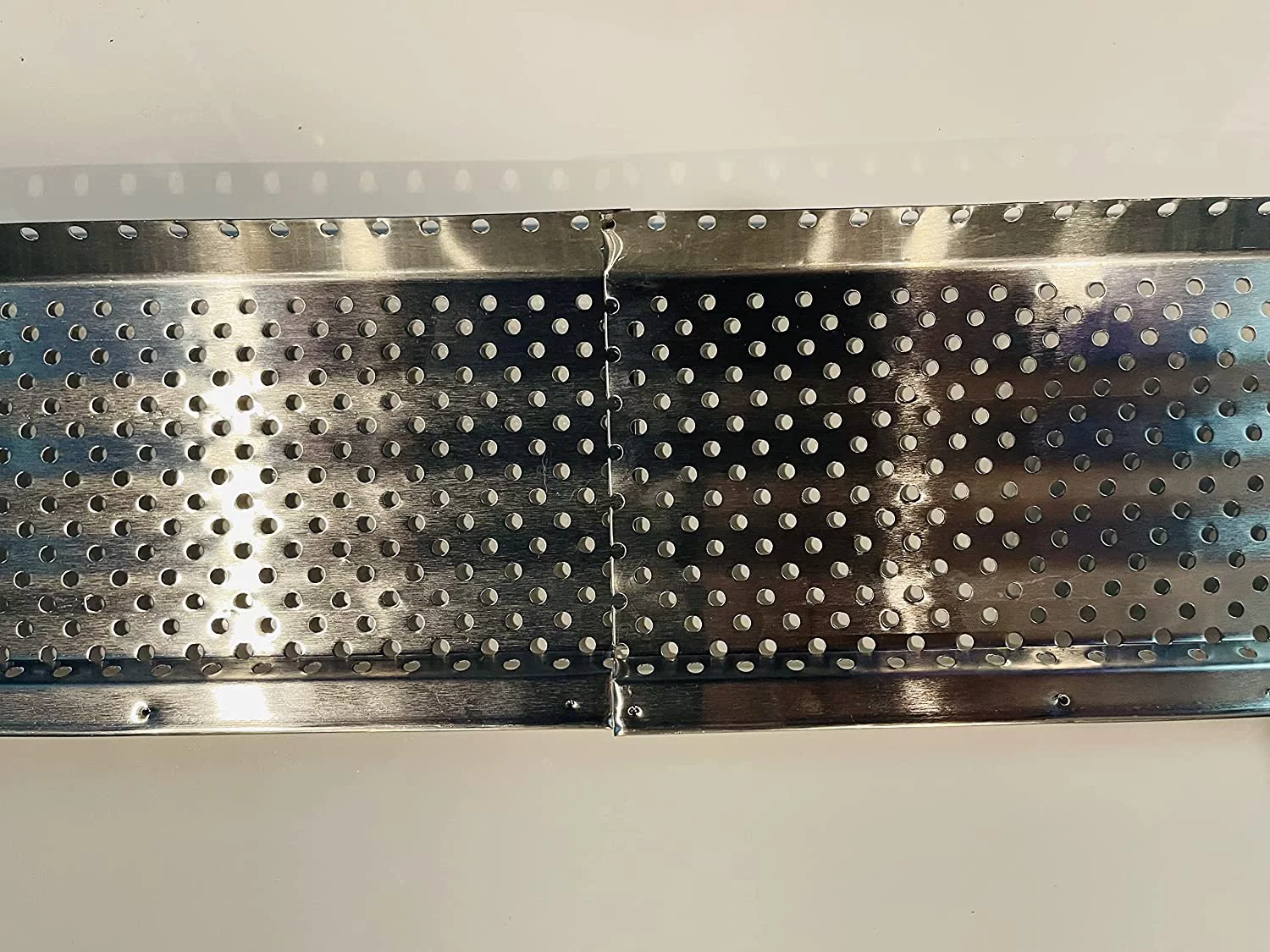 Shur Flo Gutter Guard 50 Year Gutter Cover System, Residential Gutter Guards, 200ft-Mil-5 Inch