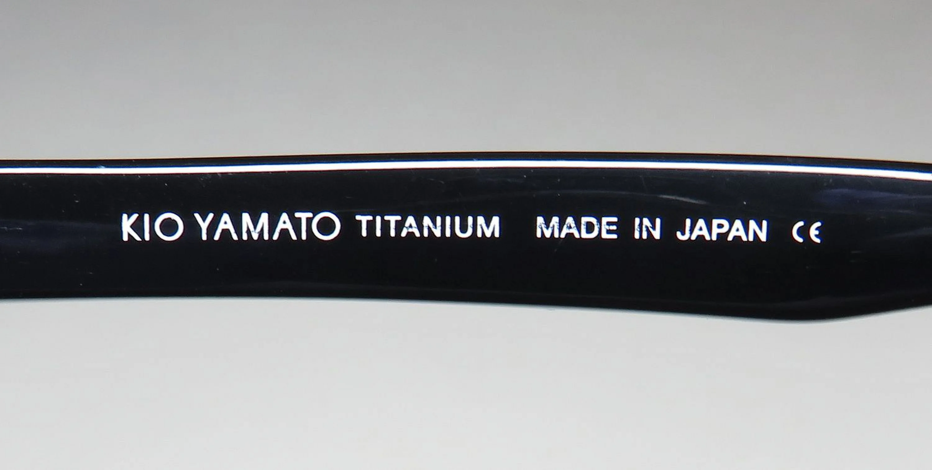 KIO YAMATO KT-350 TITANIUM HALF-RIMLESS JAPENESE DESIGNER EYEGLASS FRAME/GLASSES