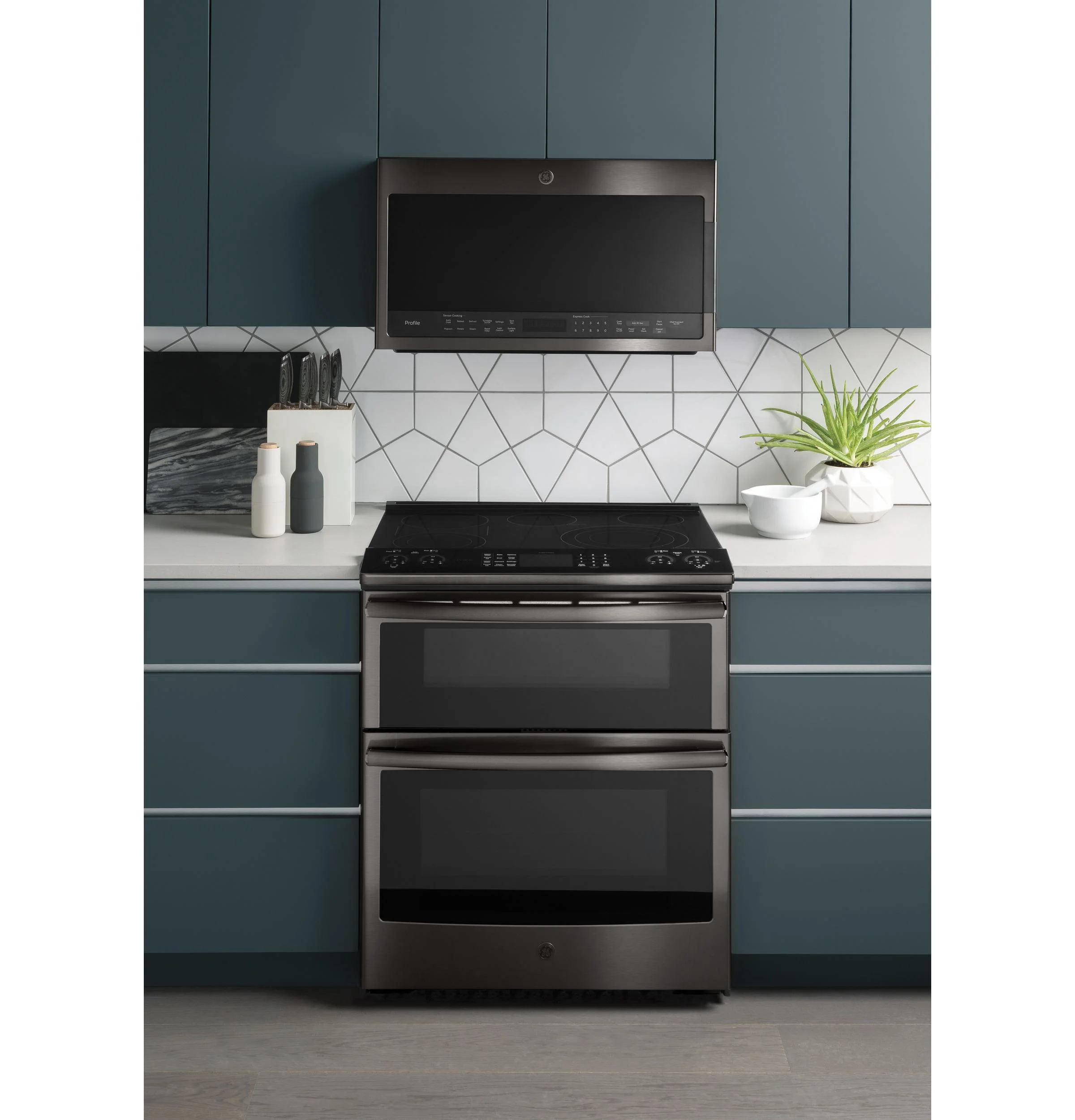 GE APPLIANCES PVM9005BLTS GE Profile(TM) 2.1 Cu. Ft. Over-the-Range Sensor Microwave Oven