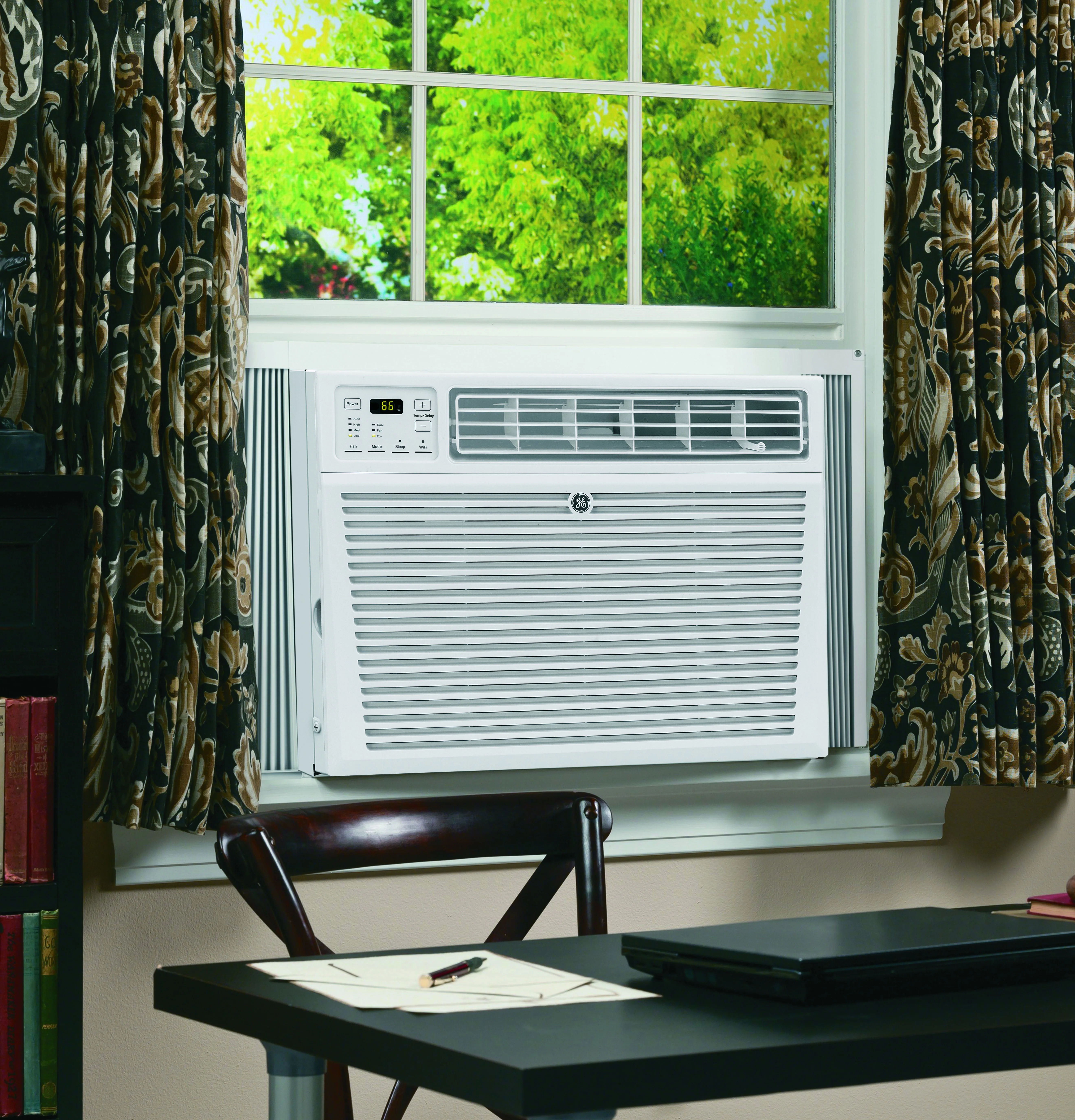 GE Appliances 12,000 BTU 115-Volt Window Air Conditioner with Wi-Fi and Eco Mode for Large Rooms, White, AEG12AZE