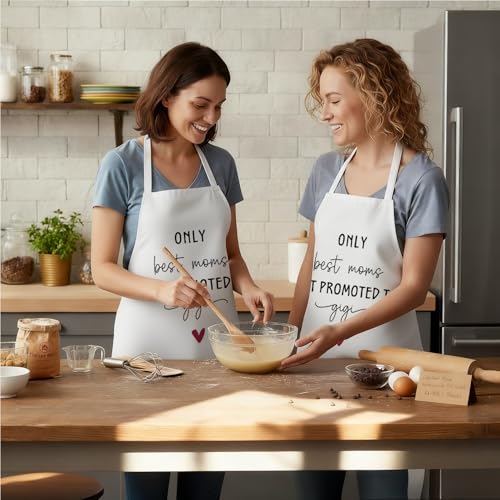 Only The Best Moms Get Promoted To Gigi Grandma Aprons Gifts for Women, Gigi Grandmother Pregnancy Baby Announcement Waterproof Apron for Cooking Kitchen Dishwashing Baking Grill