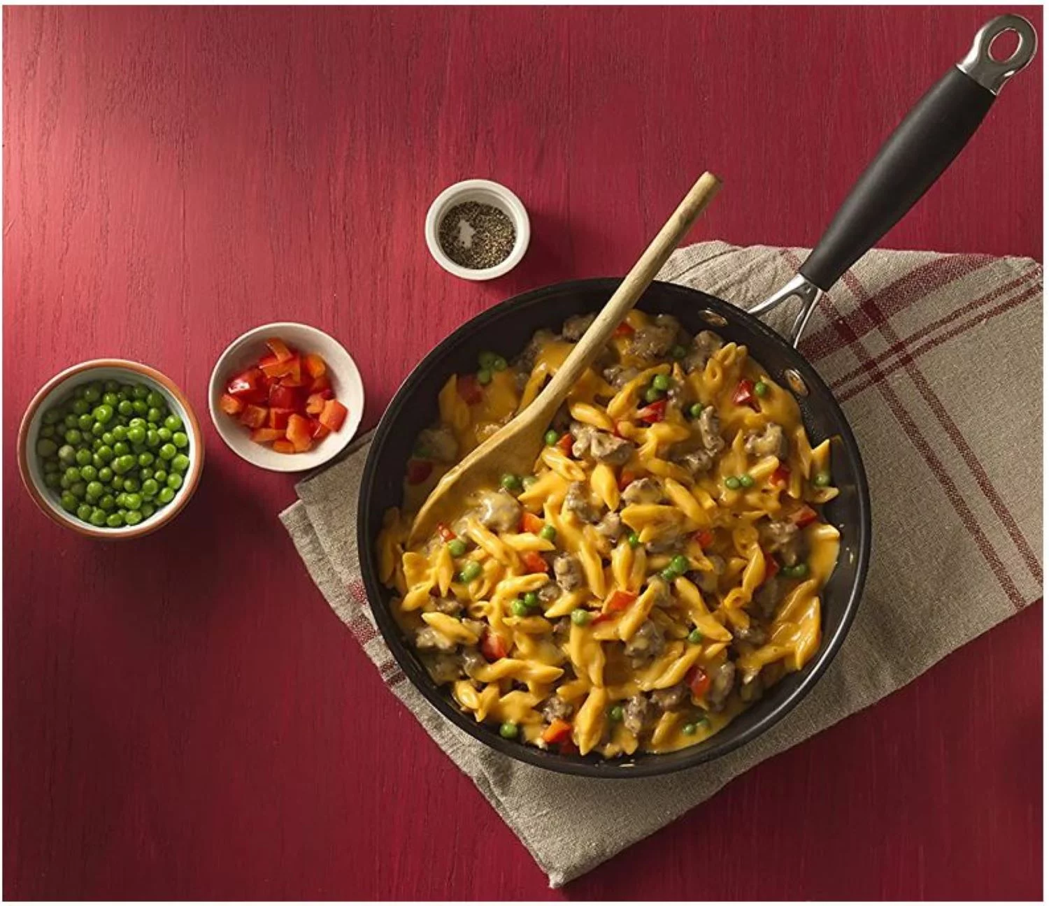 Hamburger Helper Pasta & Sauce Mix, Deluxe Cheesesteak, 4.8 oz Box, Quantity of 16