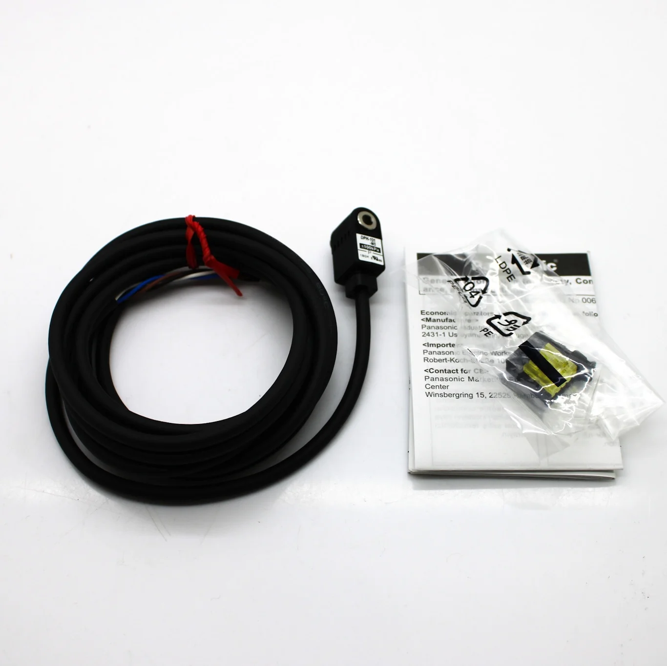 Panasonic Head-Separated Dual Display Digital Pressure Sensor DPH-101-M5