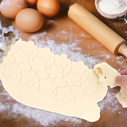 AIERSA Mini Gingerbread Cookie Cutter,Small Christmas Cookie Cutters,1 Inch Tiny Gingerbread Man Shapes Cookie Cutter,20 Cavity Metal Stainless Steel Christmas Cookie Cutters