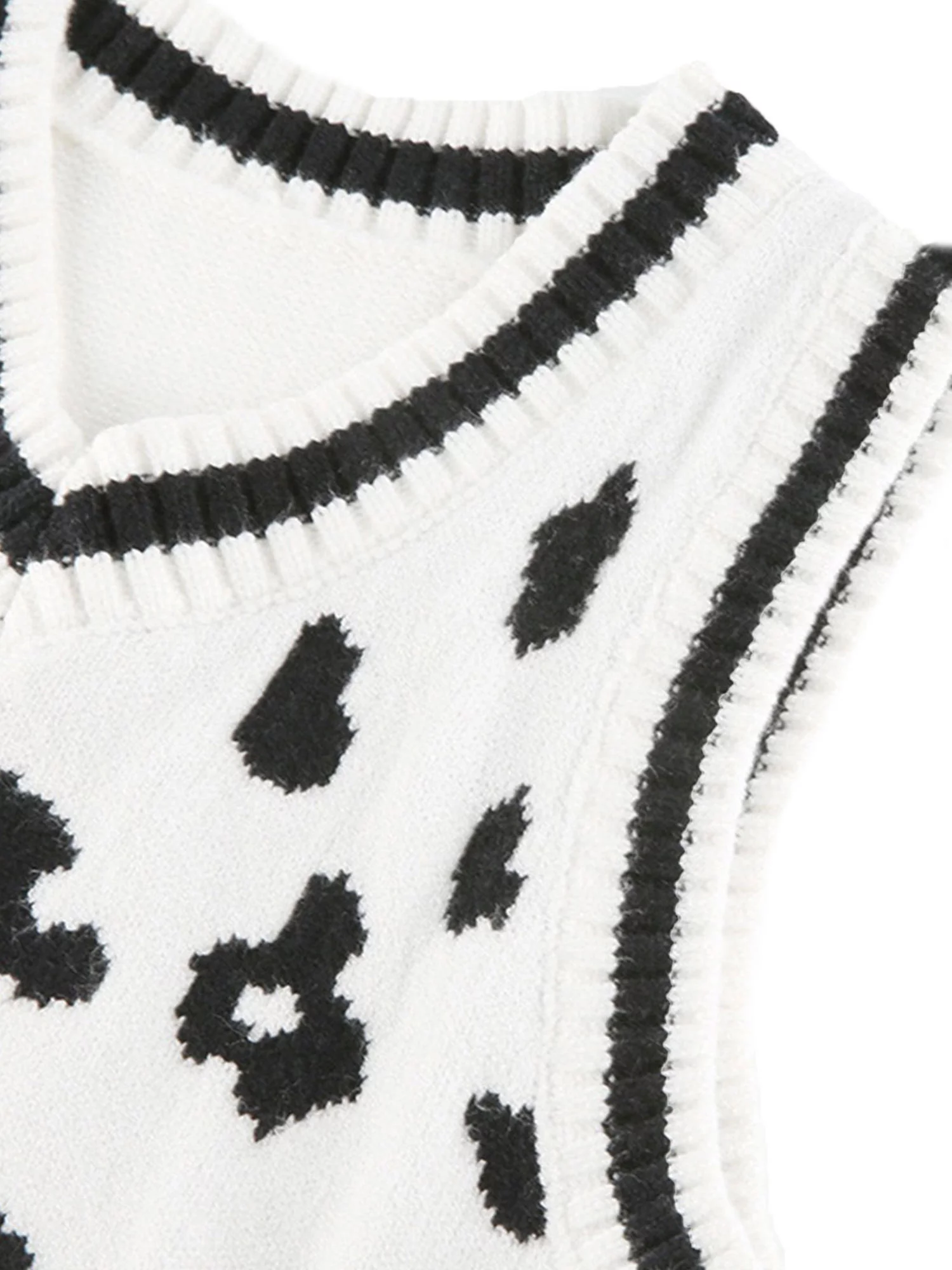 Fanvereka Classic Sweater Vest Women’s Trendy Cow Print Sleeveless V Neck Rib Knit Pullover Crop Top