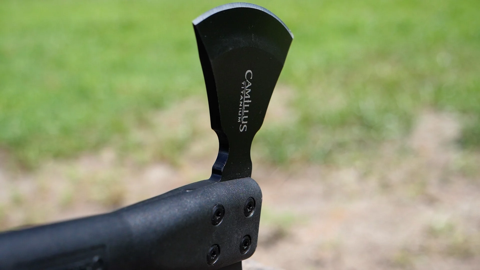 Camillus Ravenous, 13.5