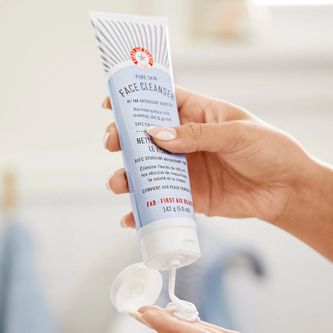 Mini Pure Skin Face Cleanser 2 oz/ 56.7 g