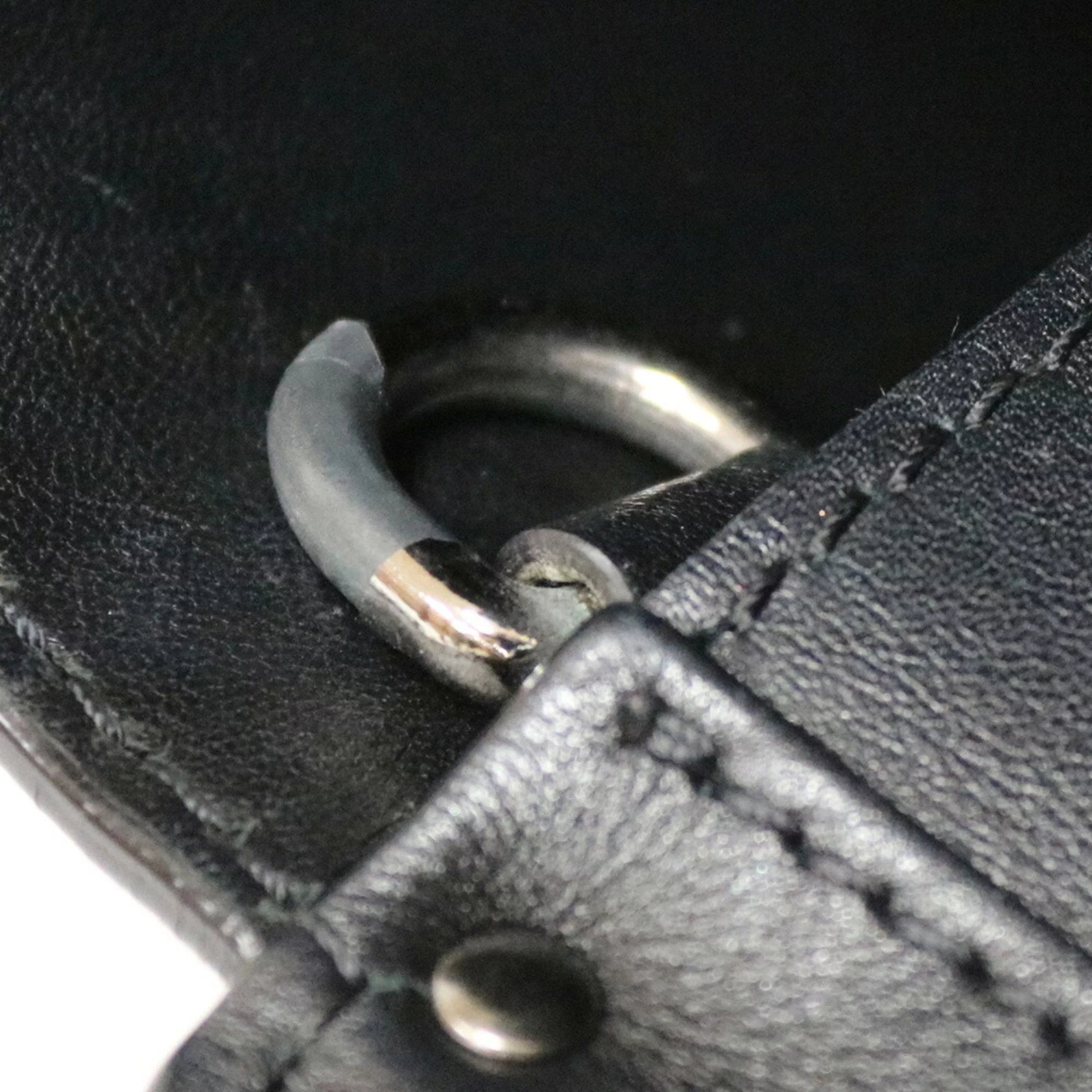 Pre-Owned VALENTINO Shoulder Bag Handbag Black Women's Leather (Good)