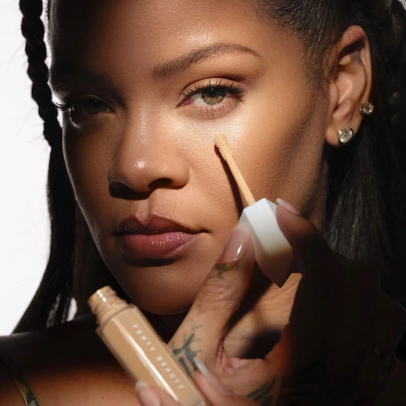 Fenty Beauty We\'re Even Hydrating Longwear Concealer 210W