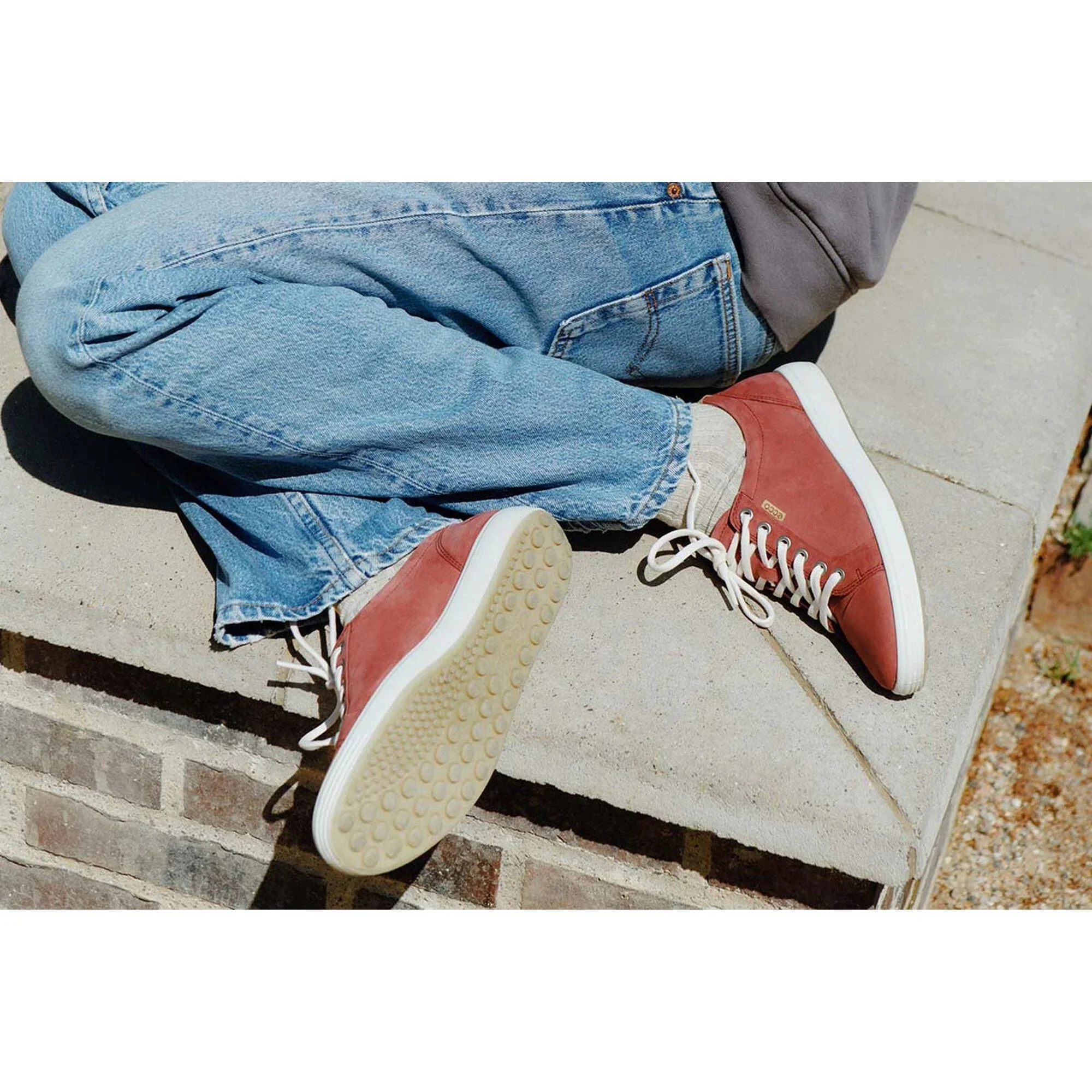 Ecco Women's Soft 7 Sneaker in Petal Trim