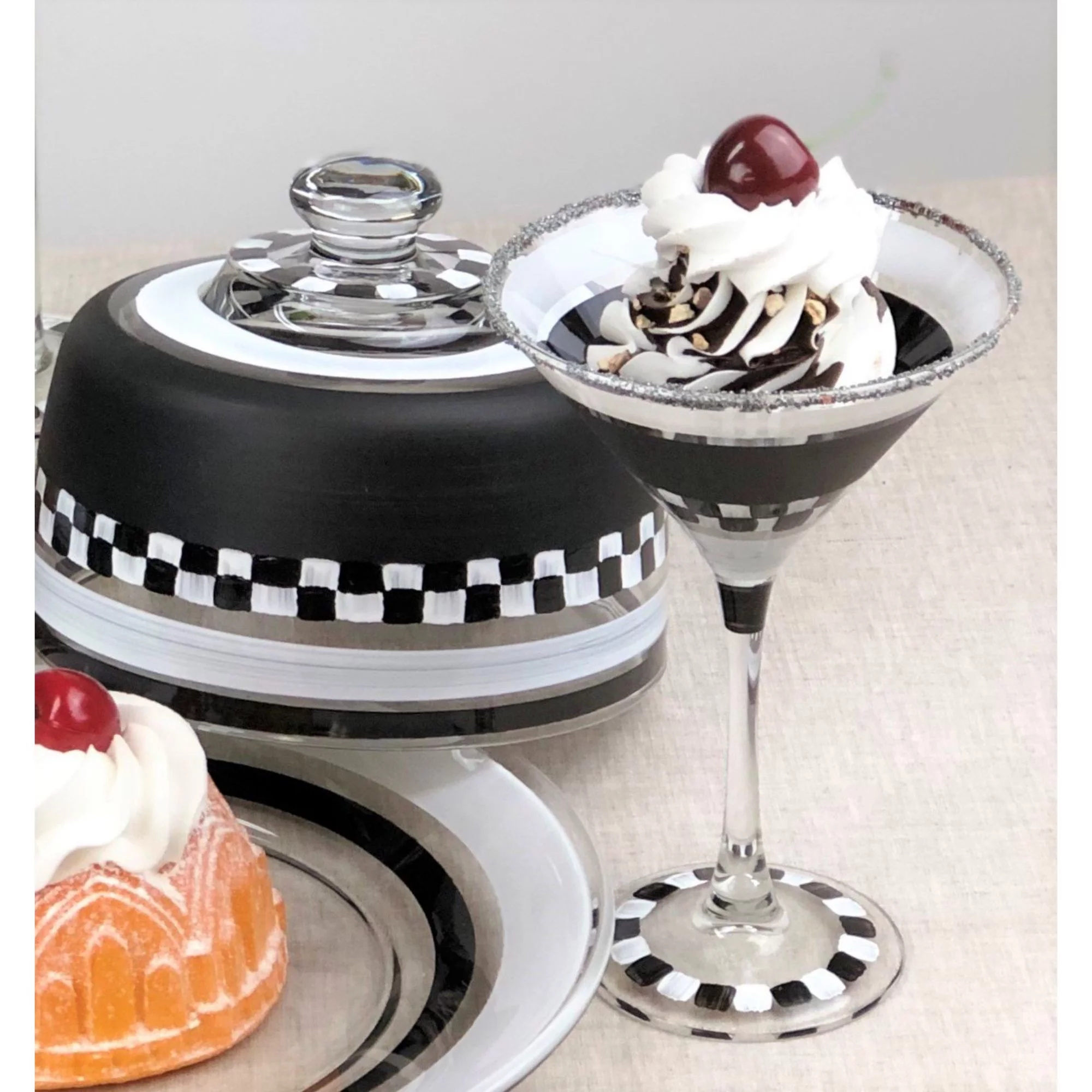 Golden Hill Studio 6.75