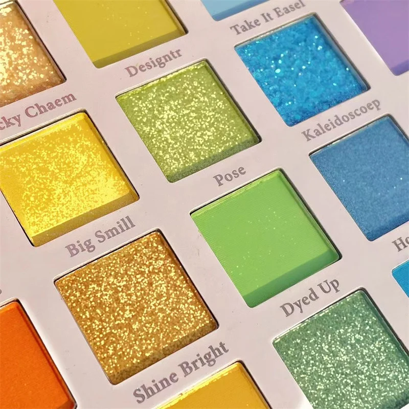 Eyeshadow Palette 30 Pigmented Matte Shimmer Eye Shadow Makeup Palette Glitter Long Lasting(Rainbow + 5 brushes)