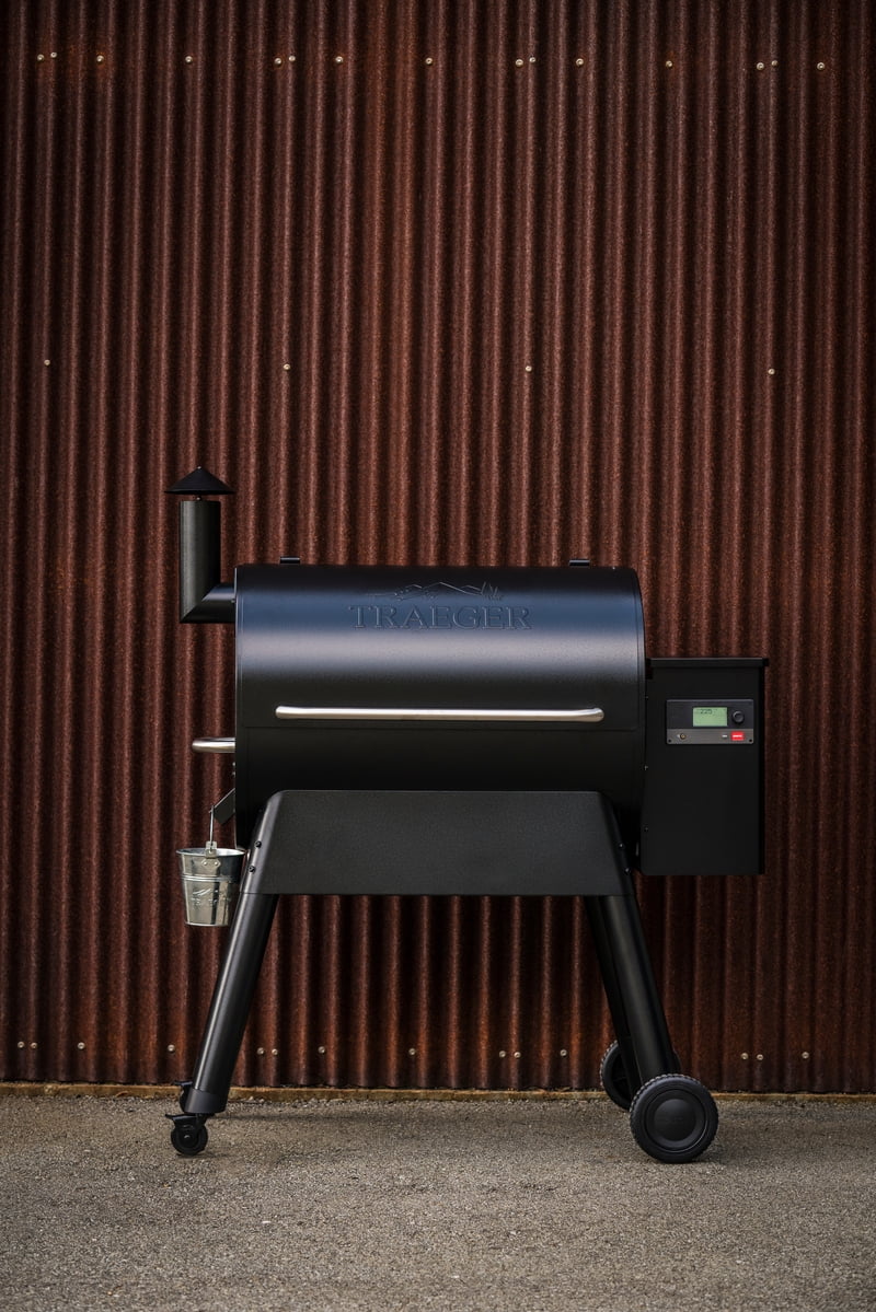 Traeger Pellet Grills Pro 780 Wood Pellet Grill and Smoker - Black