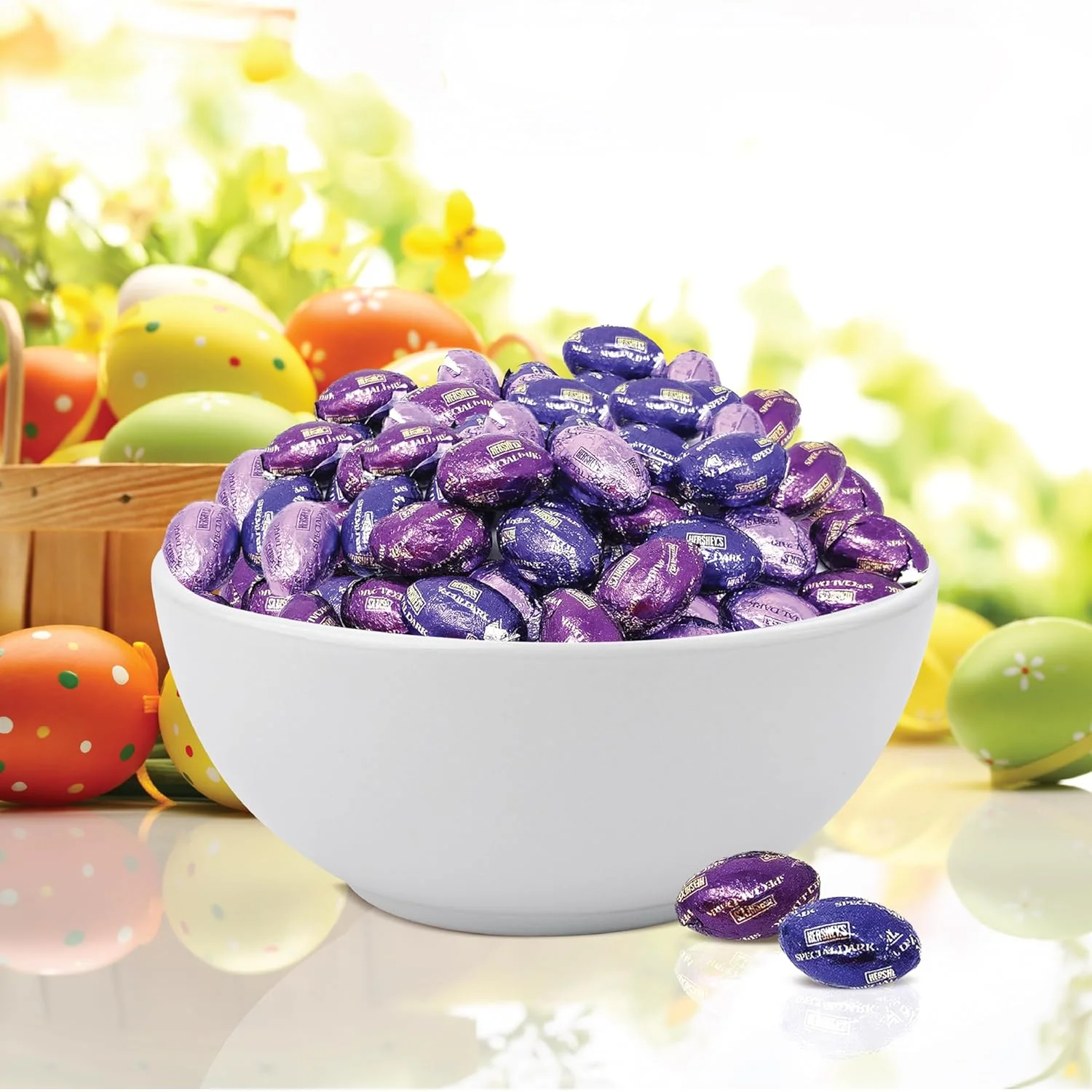 HERSHEY'S SPECIAL DARK Chocolate Mini Eggs Candy, Purple Foil, Bulk Pack 2 Pounds