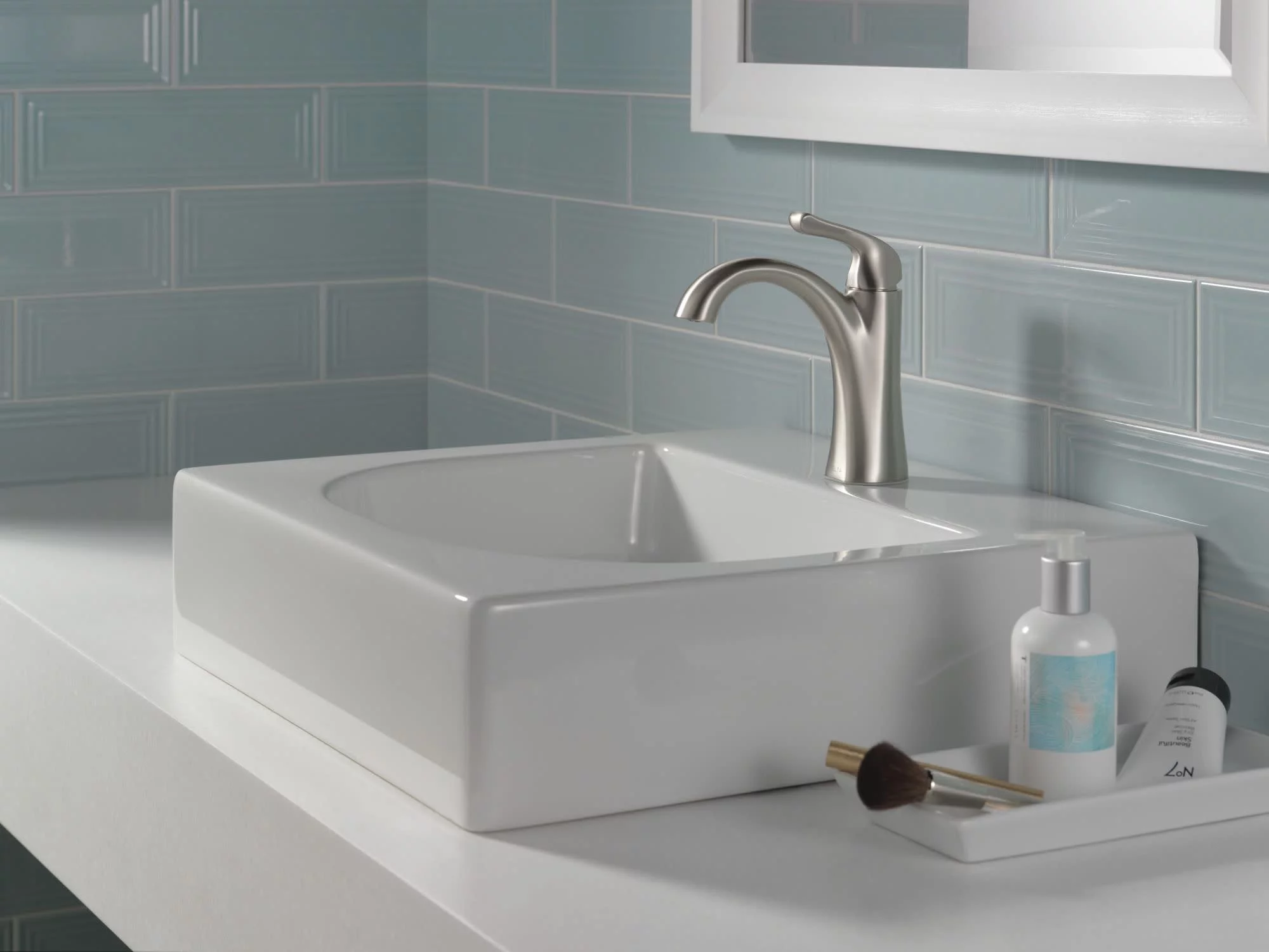 Delta 15840Lf Arvo 1.2 GPM Single Hole Bathroom Faucet - Bronze