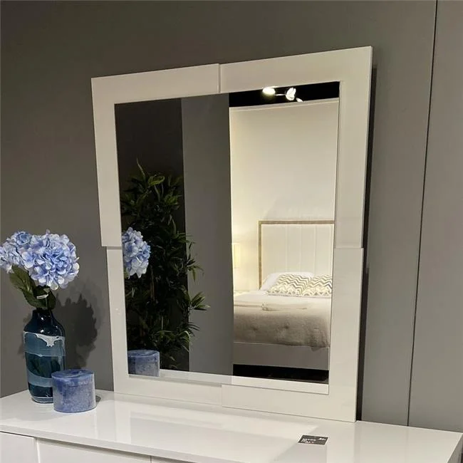 J & M Furniture  35.4 x 41.3 x 1.6 in. Infinity Premium Bianco Lucido Mirror, White