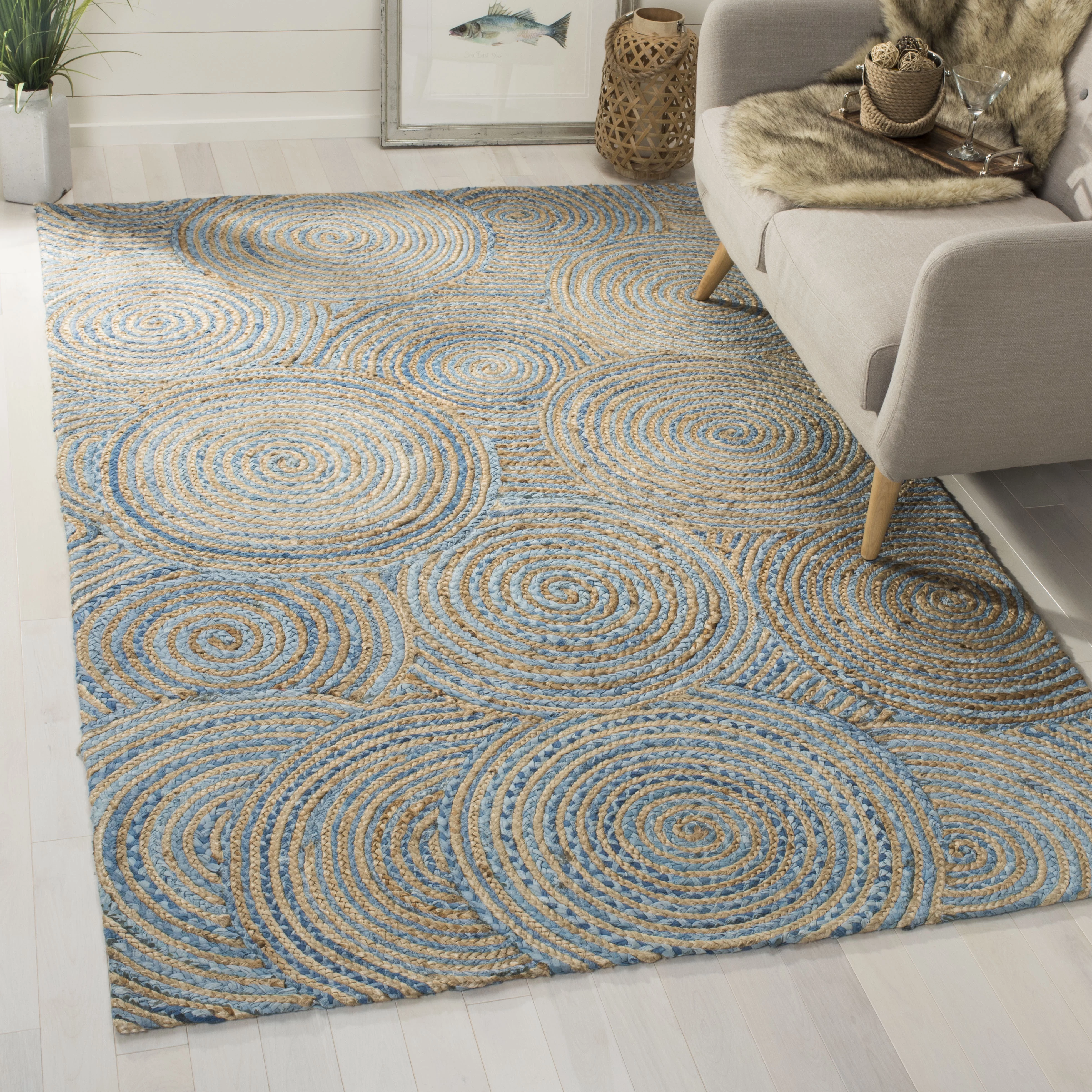 SAFAVIEH Cape Cod Aindreas Geometric Braided Jute Area Rug, 4' x 6', Natural/Blue