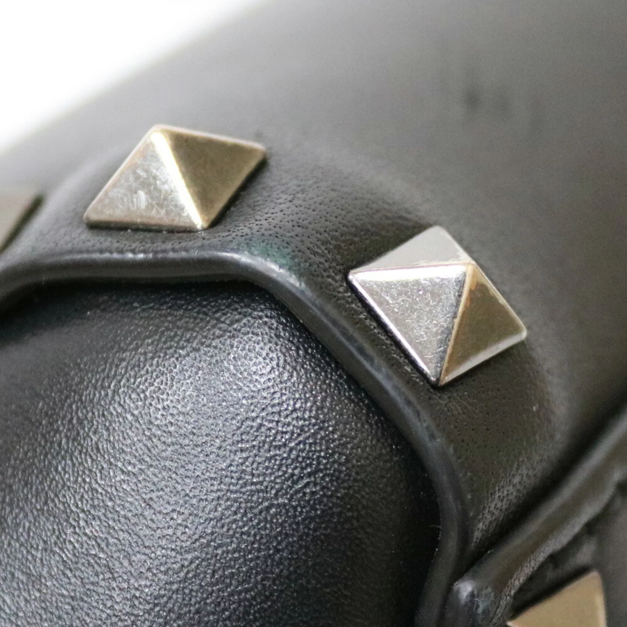 Pre-Owned VALENTINO Shoulder Bag Handbag Black Women's Leather (Good)