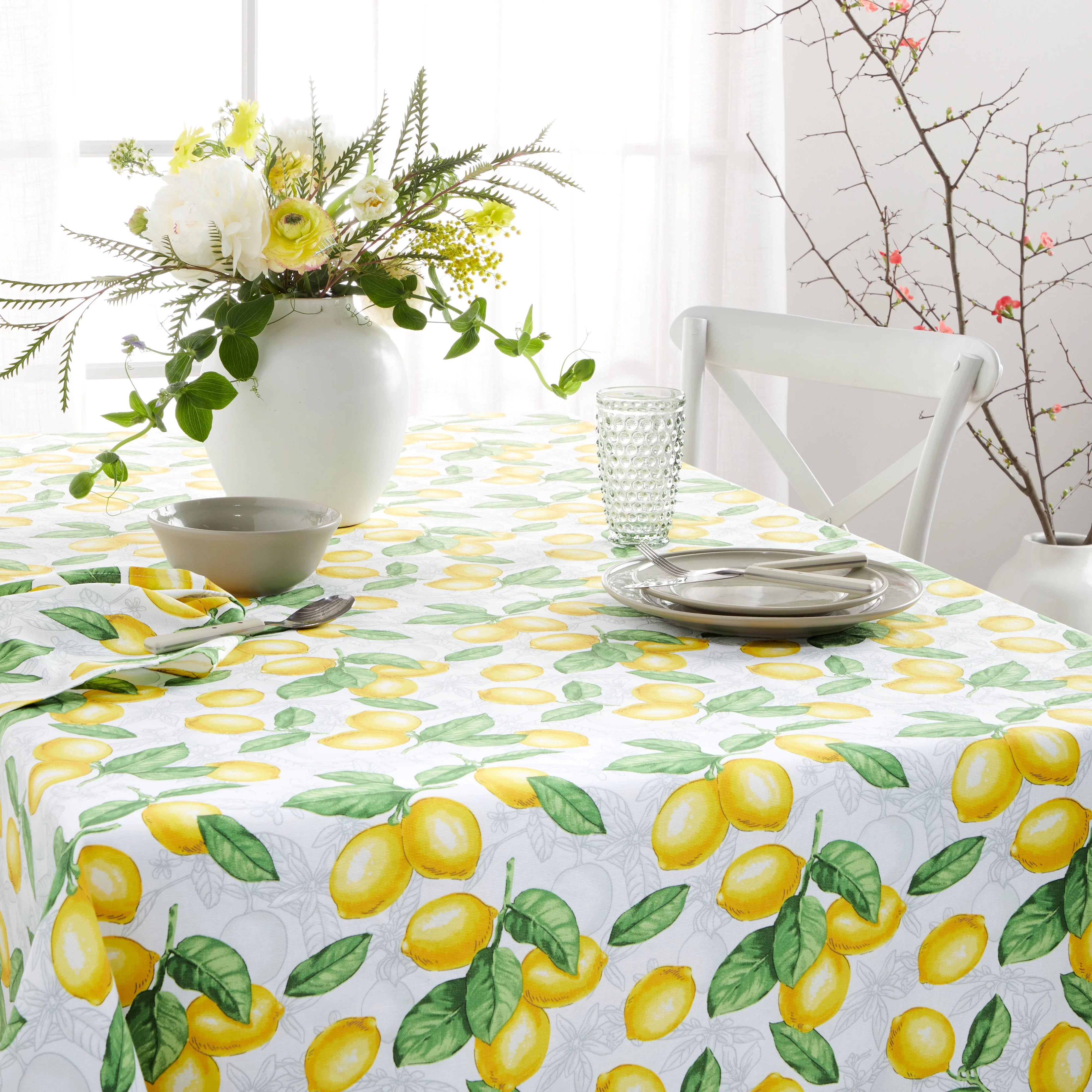 Martha Stewart Lots of Lemons Fabric Tablecloth Single Pack, White/Yellow, 60