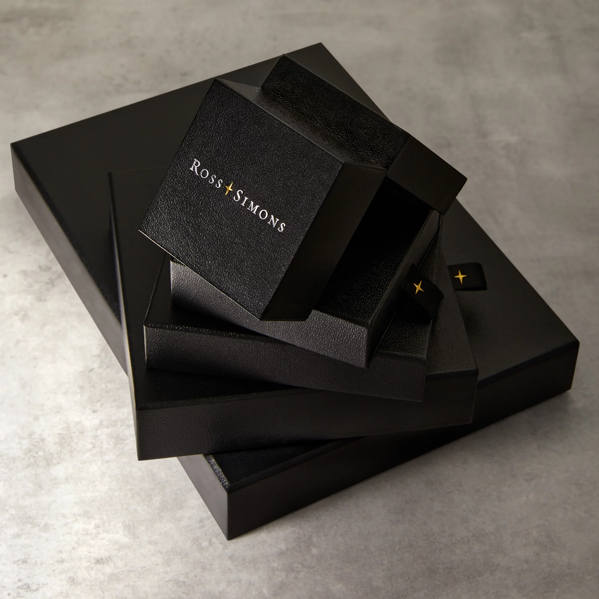 Ross-Simons Italian Murano Glass Heart Pendant Necklace in 18kt Gold Over Sterling, Women's, Adult