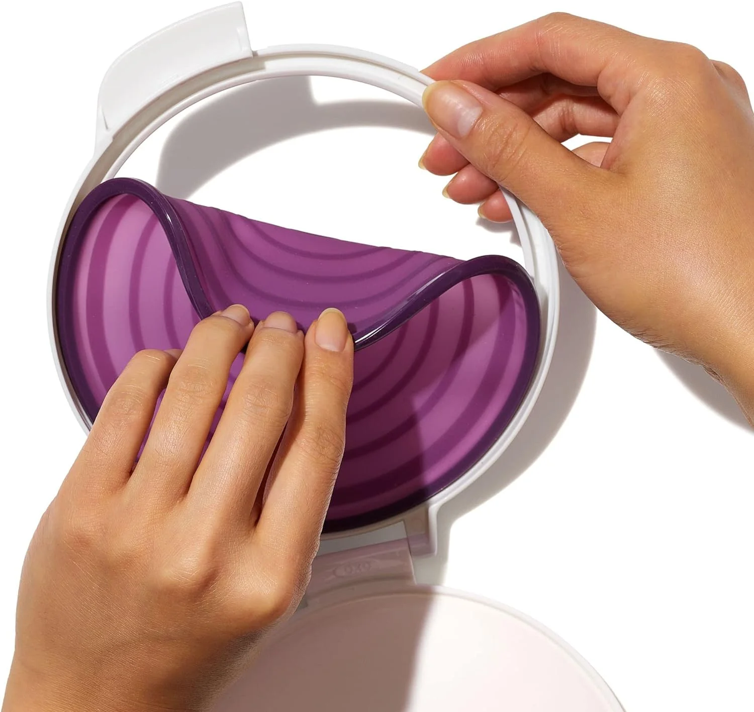OXO Good Grips Cut & Keep Reusable Silicone Onion Saver,White