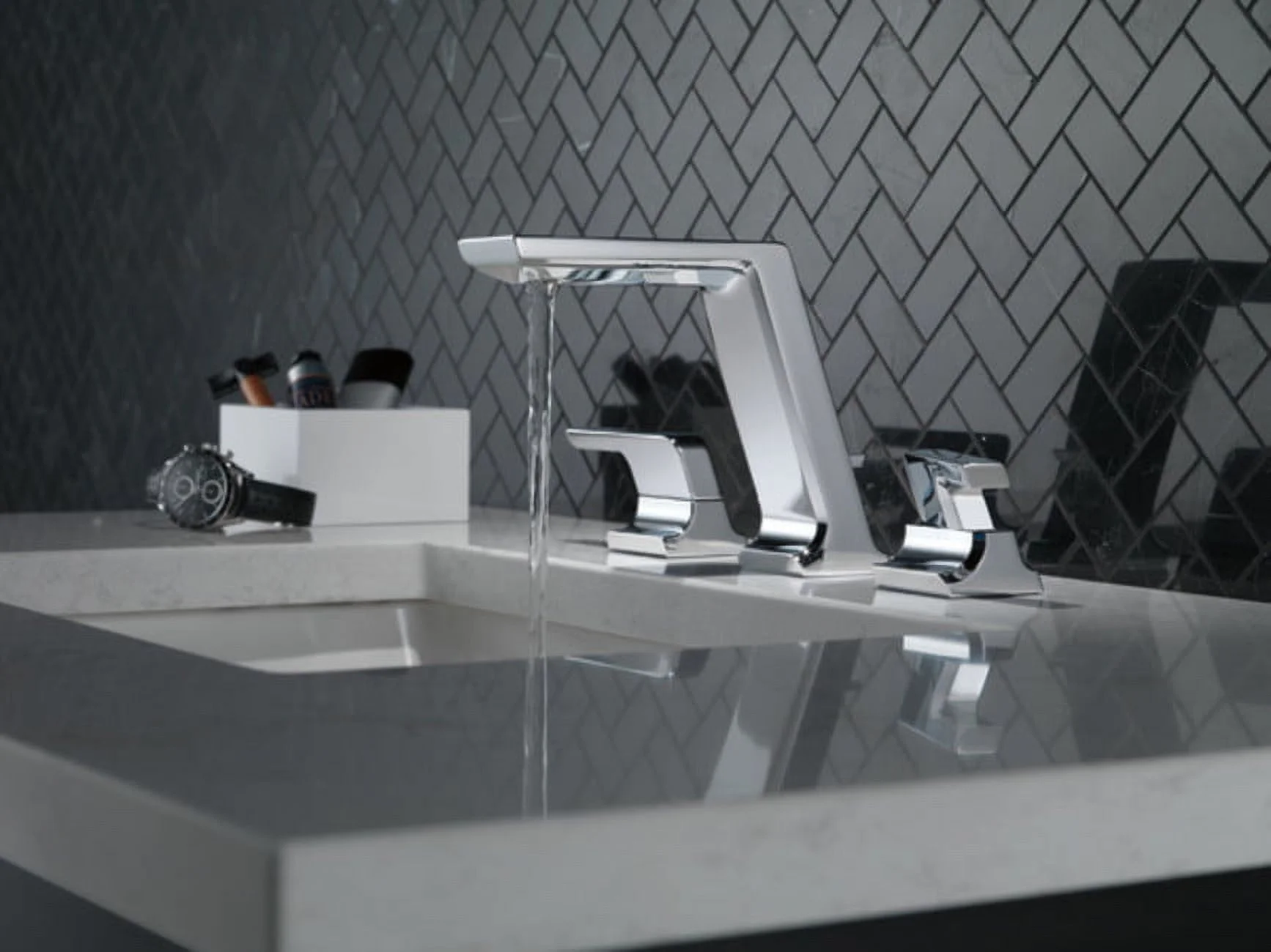 Delta 3599Lf-Mpu Pivotal 1.2 GPM Widespread Bathroom Faucet - Lumicoat Black Stainless