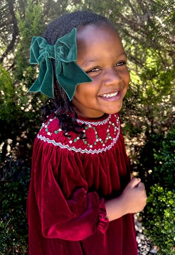 Wee Ones Girls' Plush Velvet Bowtie with Tails on a WeeStay Hair Clip, Small King, Black