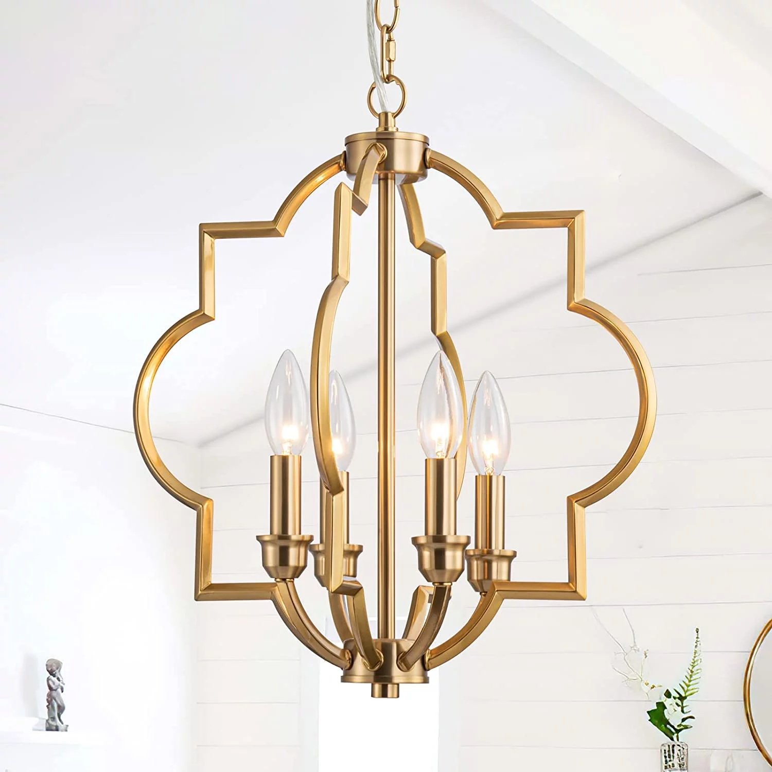WAGEE Gold Farmhouse Chandelier Dining Room Light Fixtures Over Table, Brass Kitchen Island Pendant Light, 4 Light Rustic Orb Geometric Ceiling Hanging Lighting for Entryway Foyer Bar Restaurant