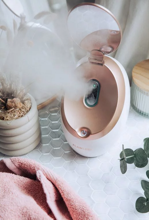 Finishing Touch Flawless Facial Steamer