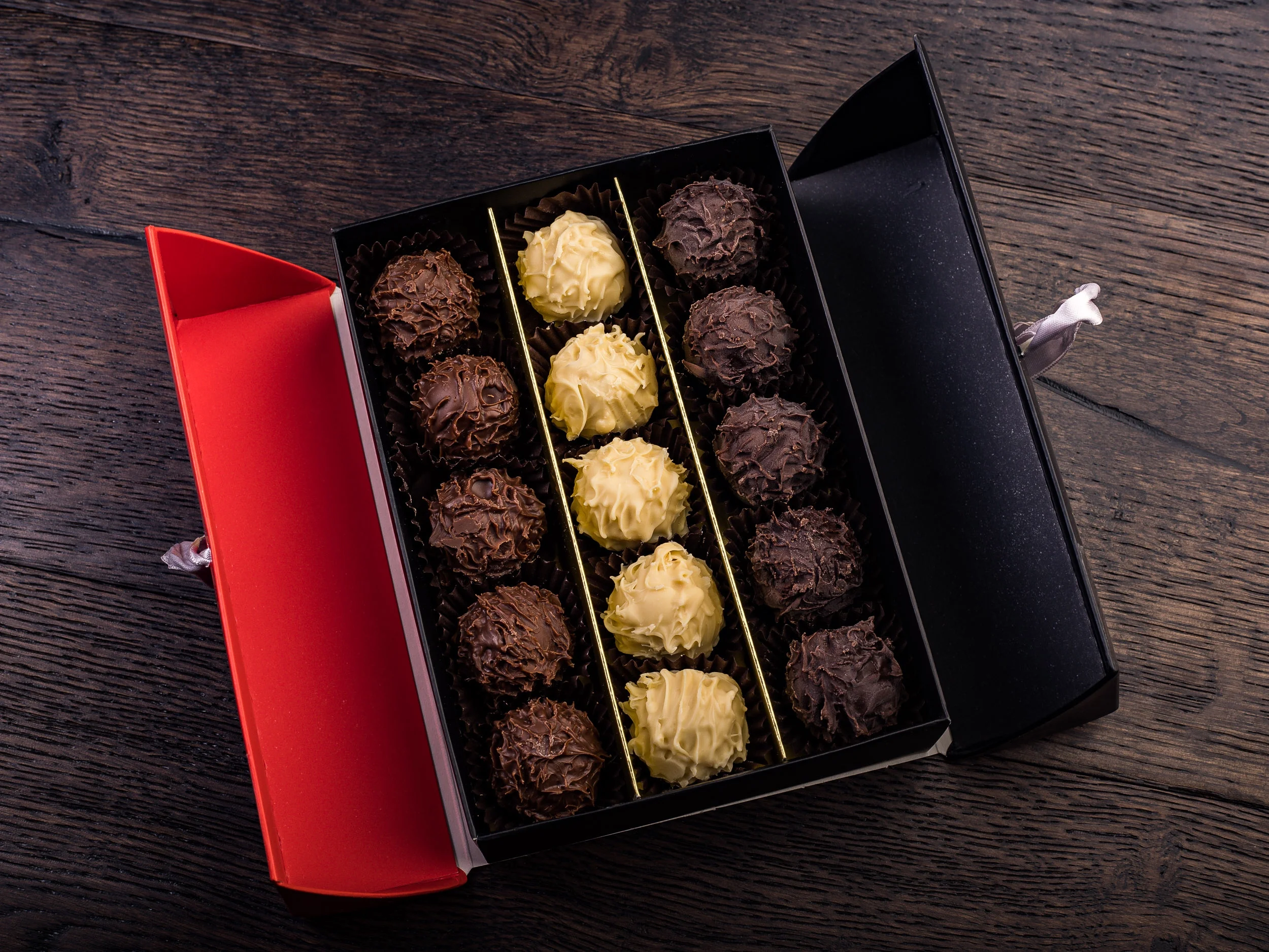 Sleek Assorted Dessert Truffle Red And Black Box, 225g