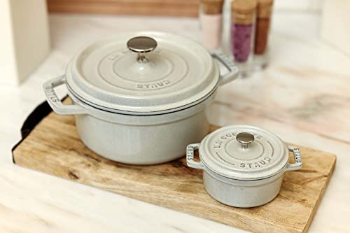 STAUB Cast Iron Dutch Oven 5.5-qt Round Cocotte, Made in France, Serves 5-6, Black Matte