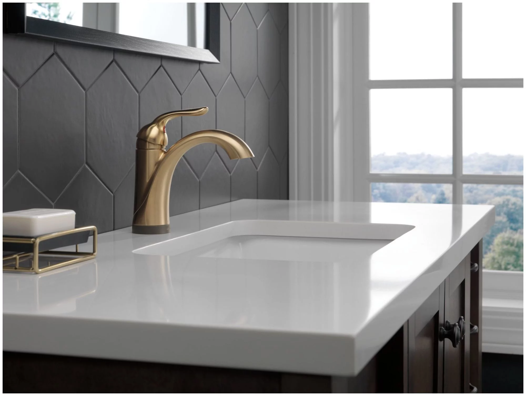 Delta Lahara Single Handle Bathroom Faucet with Touch2O.xt Technology, Venetian Bronze