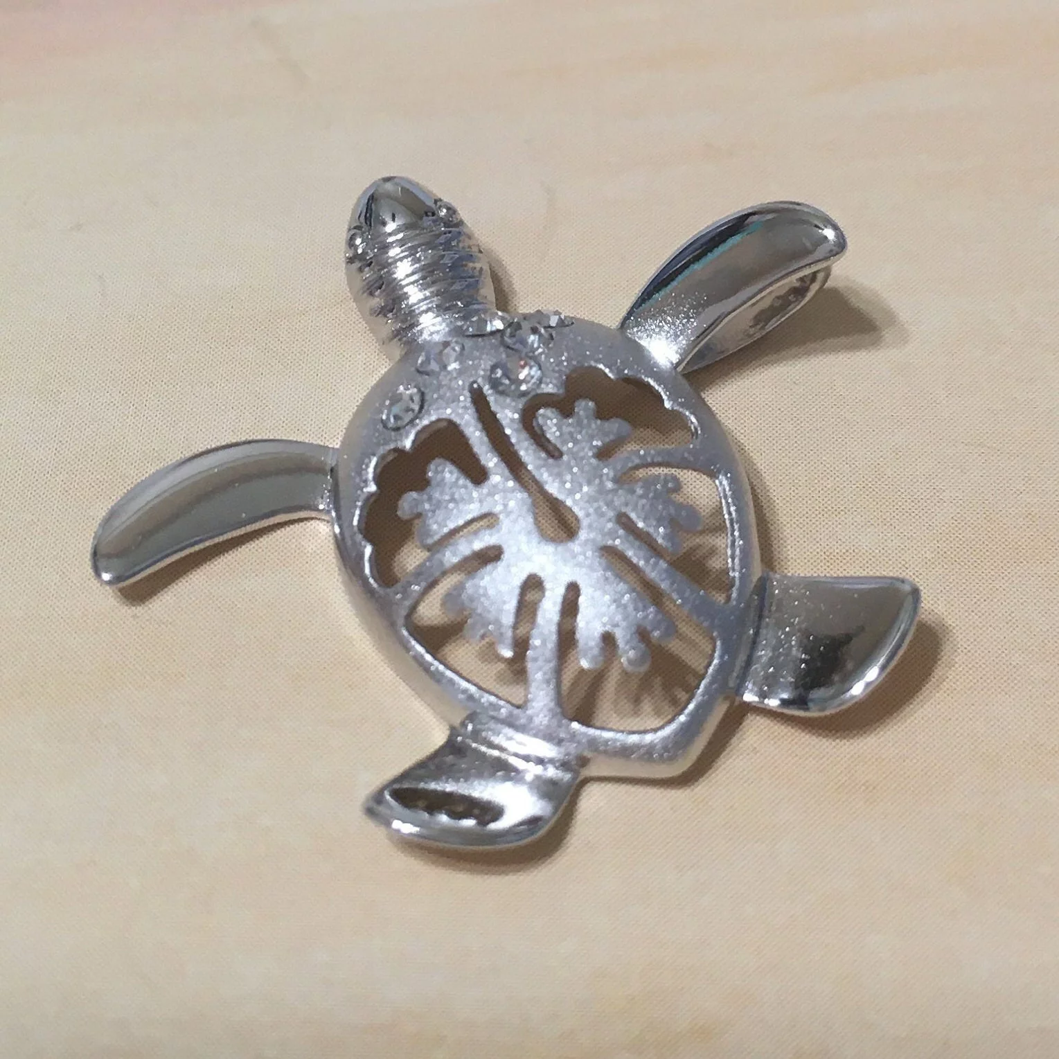 Beautiful Hawaiian Large Sea Turtle Hibiscus Earring and Necklace, Sterling Silver Turtle Hibiscus CZ Pendant, N6025S Birthday Mom Gift