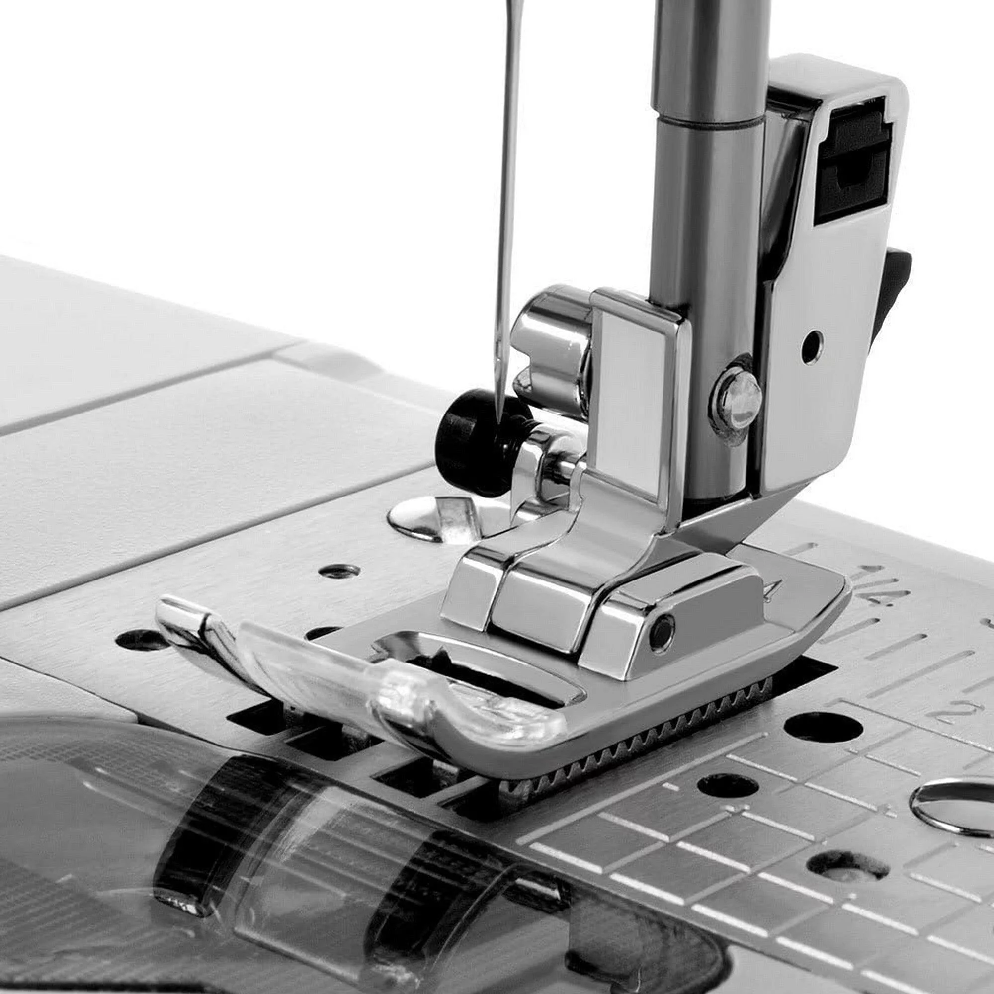 Brother SE2000 Embroidery & Sewing Machine w/ Deluxe $1749 Sewing & Embroidery Bundle