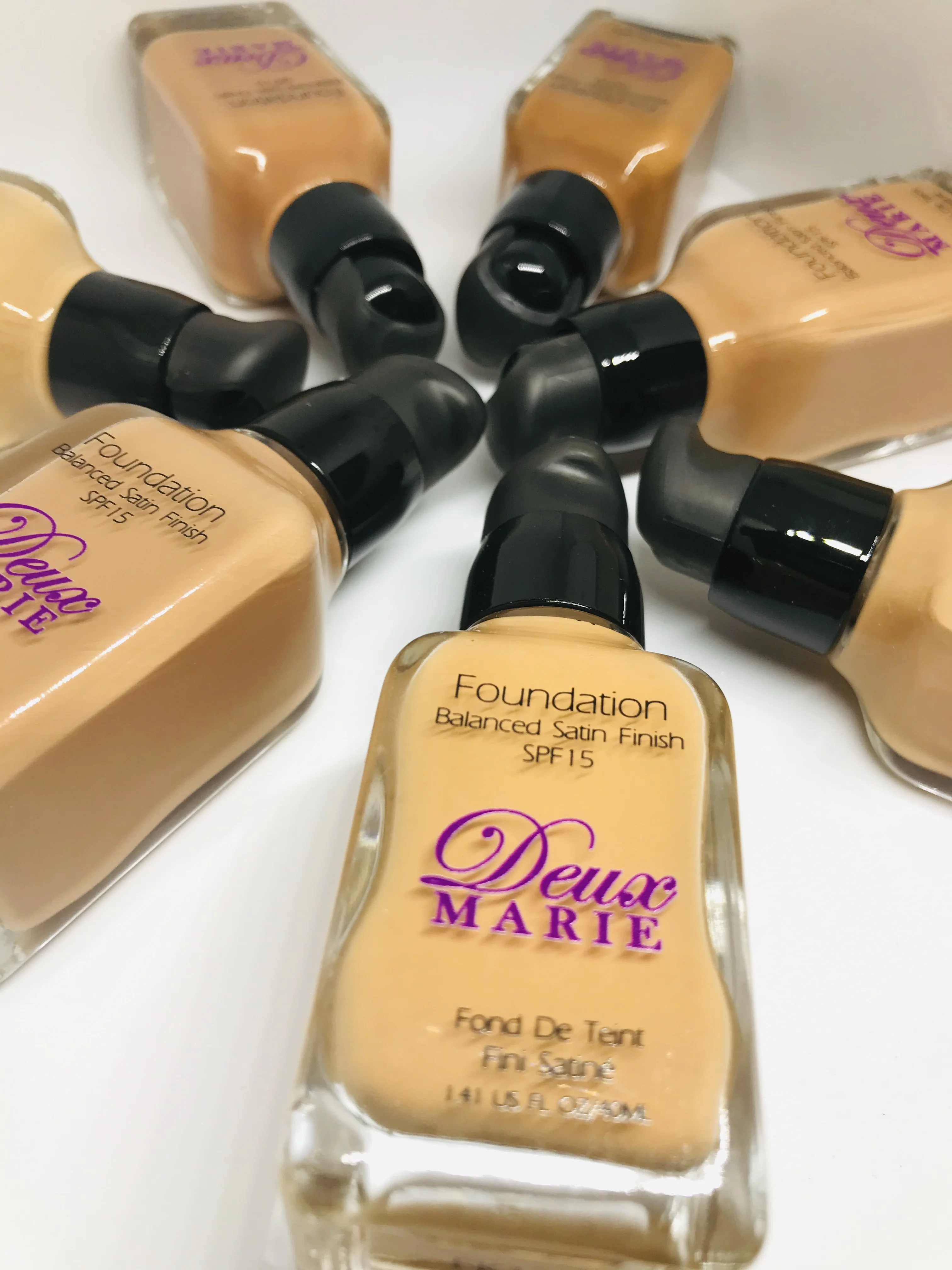 Deux Marie Satin Finish Foundation