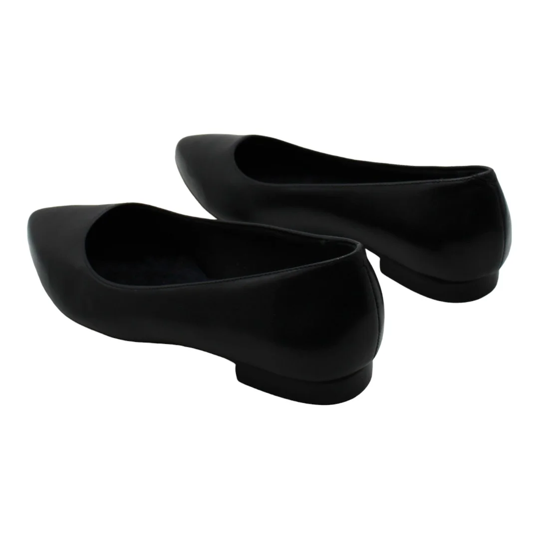 Walking Cradles Reece (Black Leather) Women's Shoes