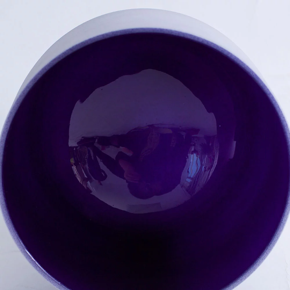 432 Hz A 3rd Eye Chakra Indigo Quartz Frosted Crystal Singing Bowl 8 inch + Case Bag