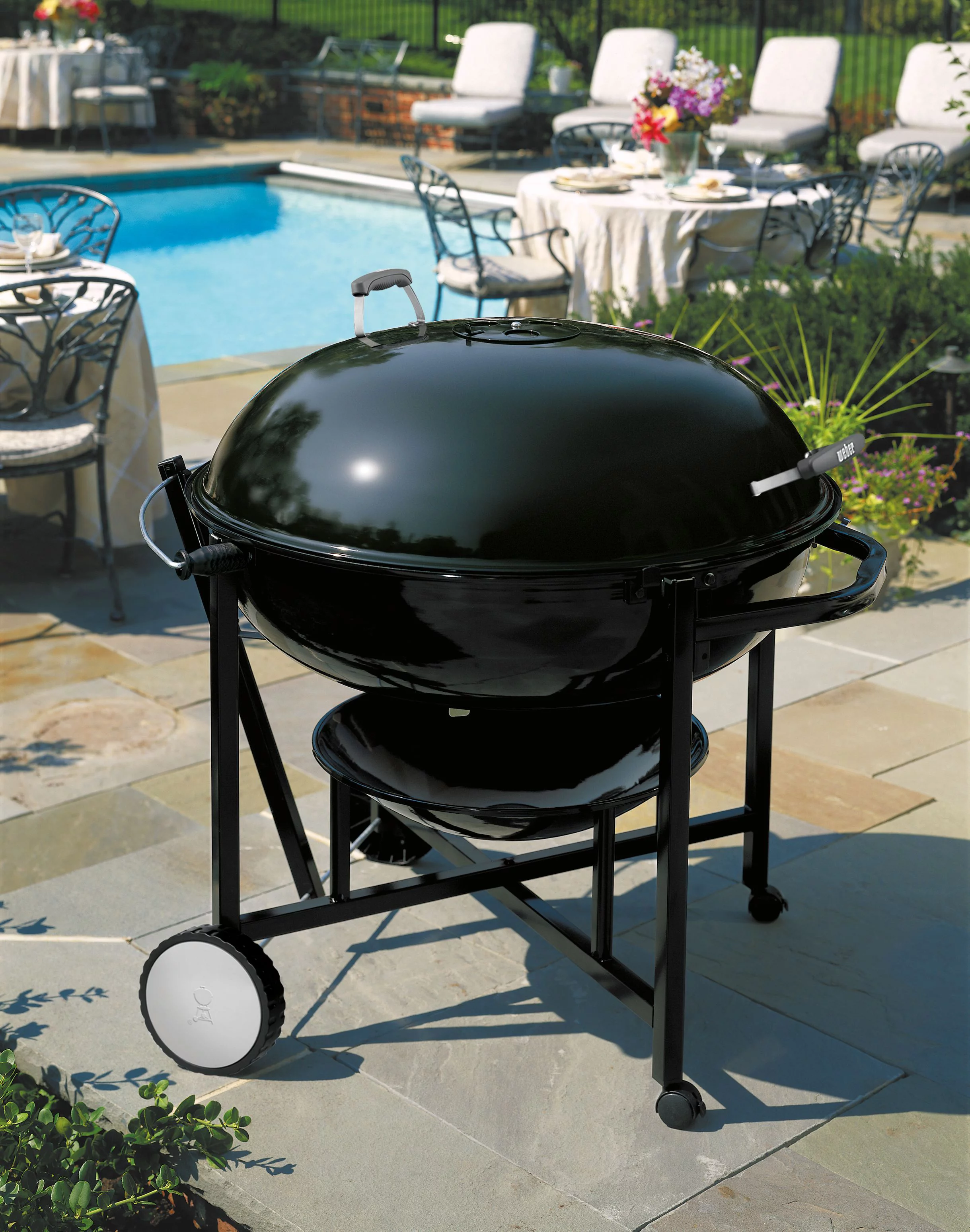 Weber Ranch Kettle 37'' Charcoal Grill
