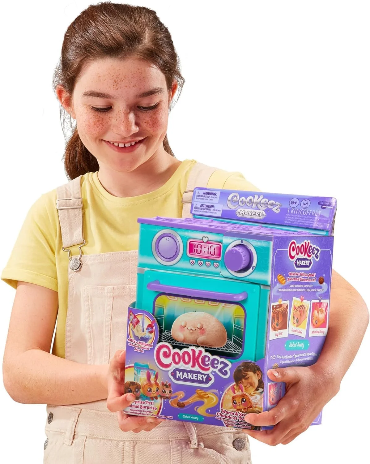 COOKEEZ MAKERY Baked Treatz Oven. Mix & Make a Plush Best Friend! Place Your Dough in The Oven and Be Amazed When A Warm, Scented, Interactive, Plush Friend Comes Out! Top 2023