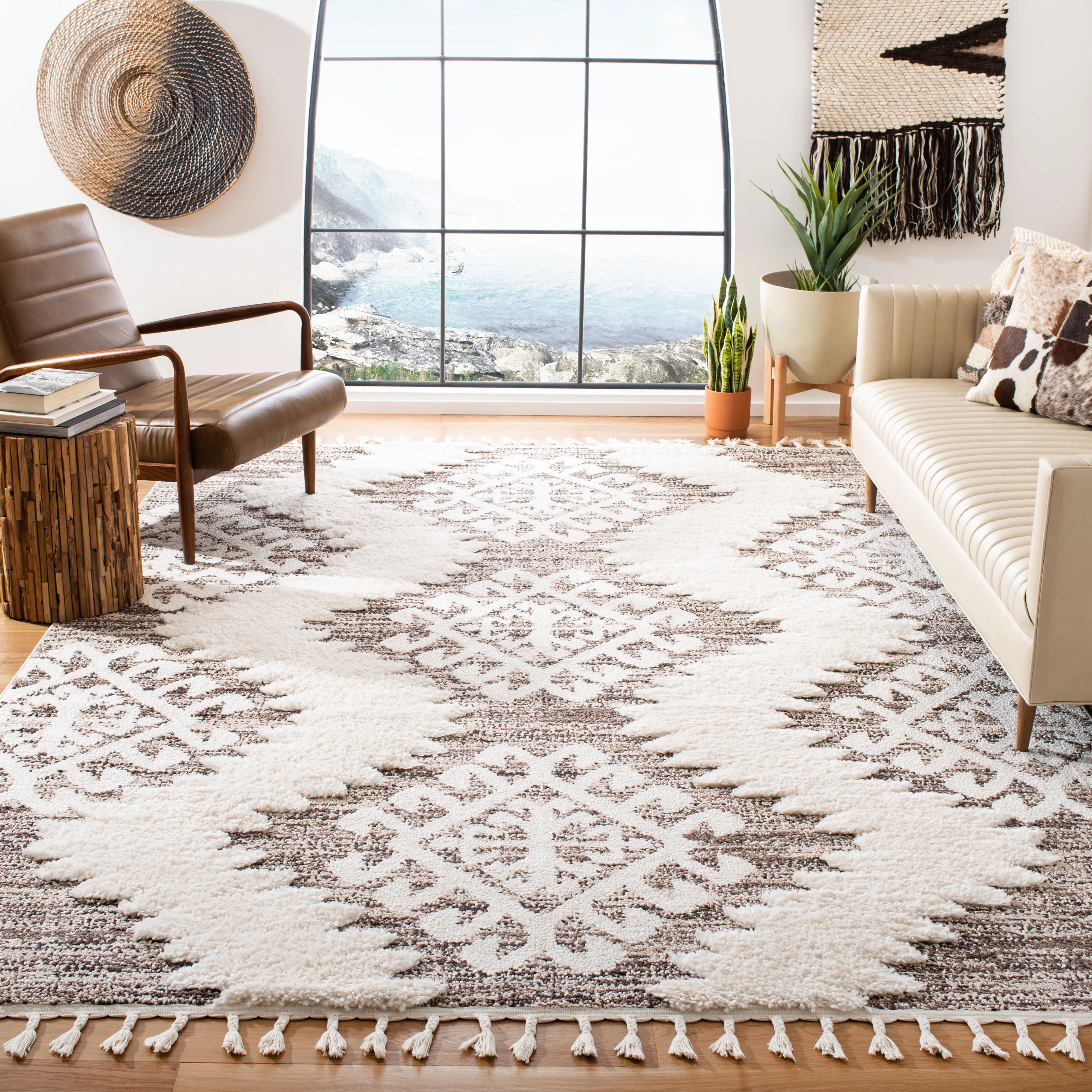 SAFAVIEH Moroccan Tassel Shag Desmond Area Rug, Ivory/Brown, 8' x 10'