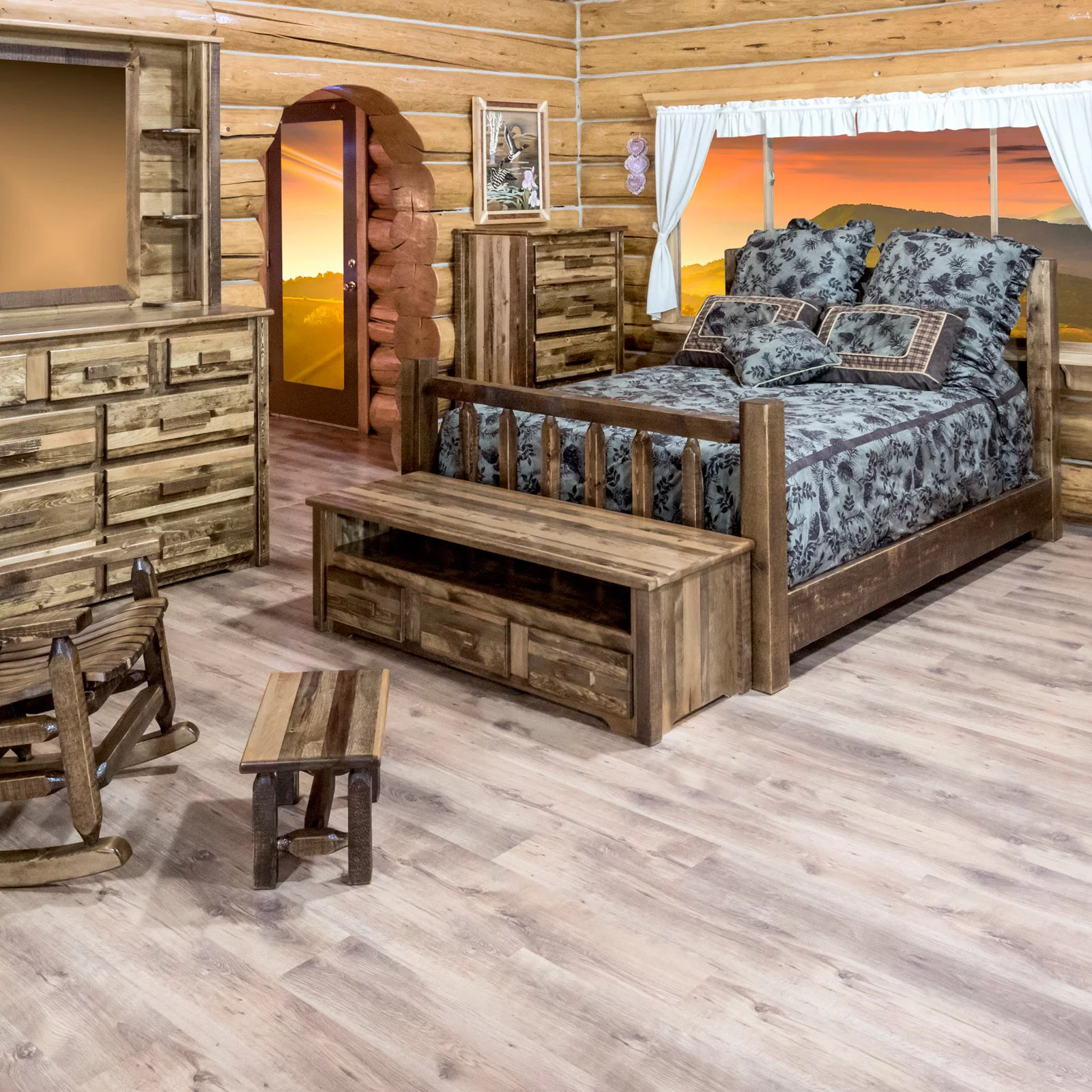 Montana Woodworks Homestead 5 Drawer Chest