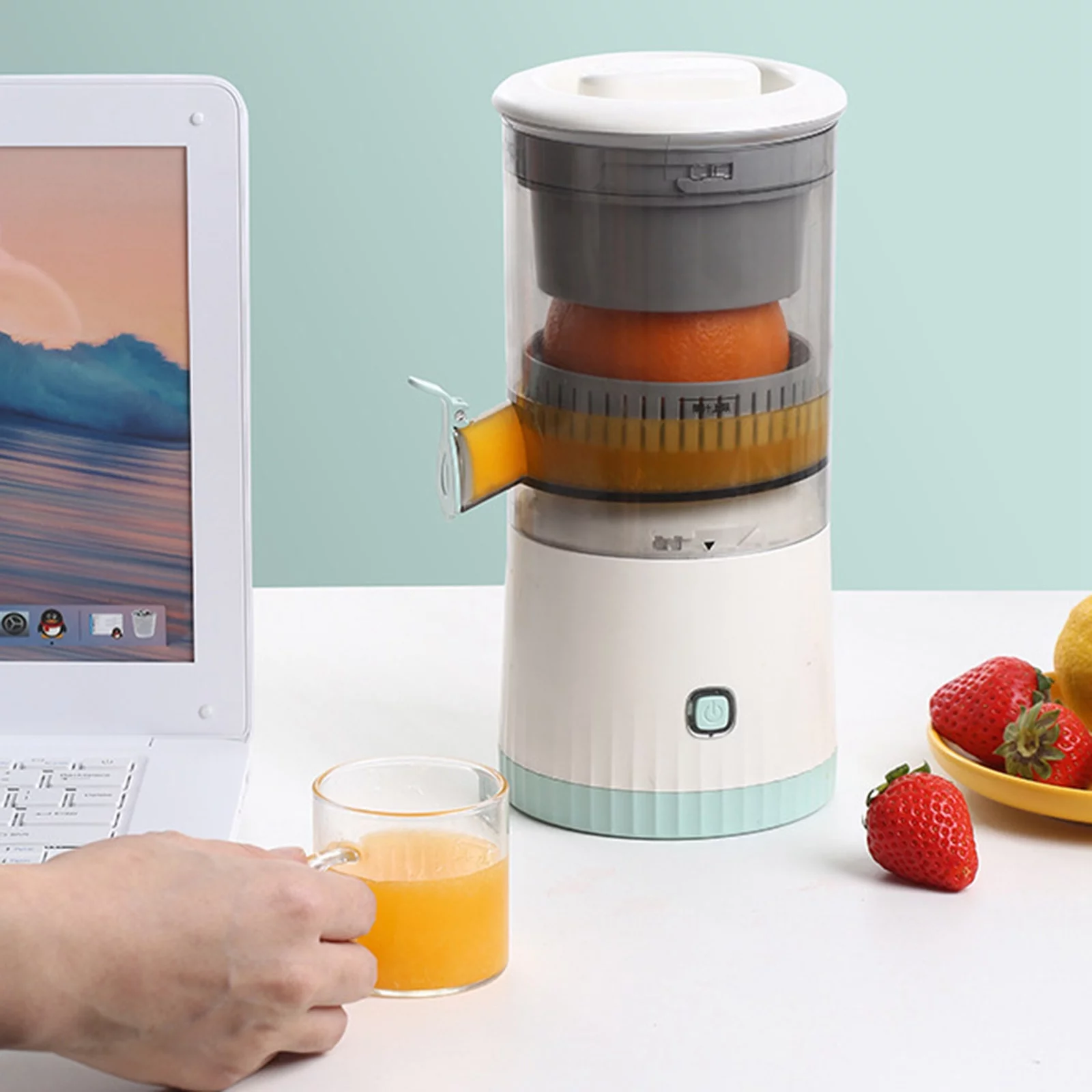 Electric Juicer Rechargeable - Citrus Juicer Machines with USB and Cleaning Brush Portable Juicer for Orange, Lemon, Grapefruit