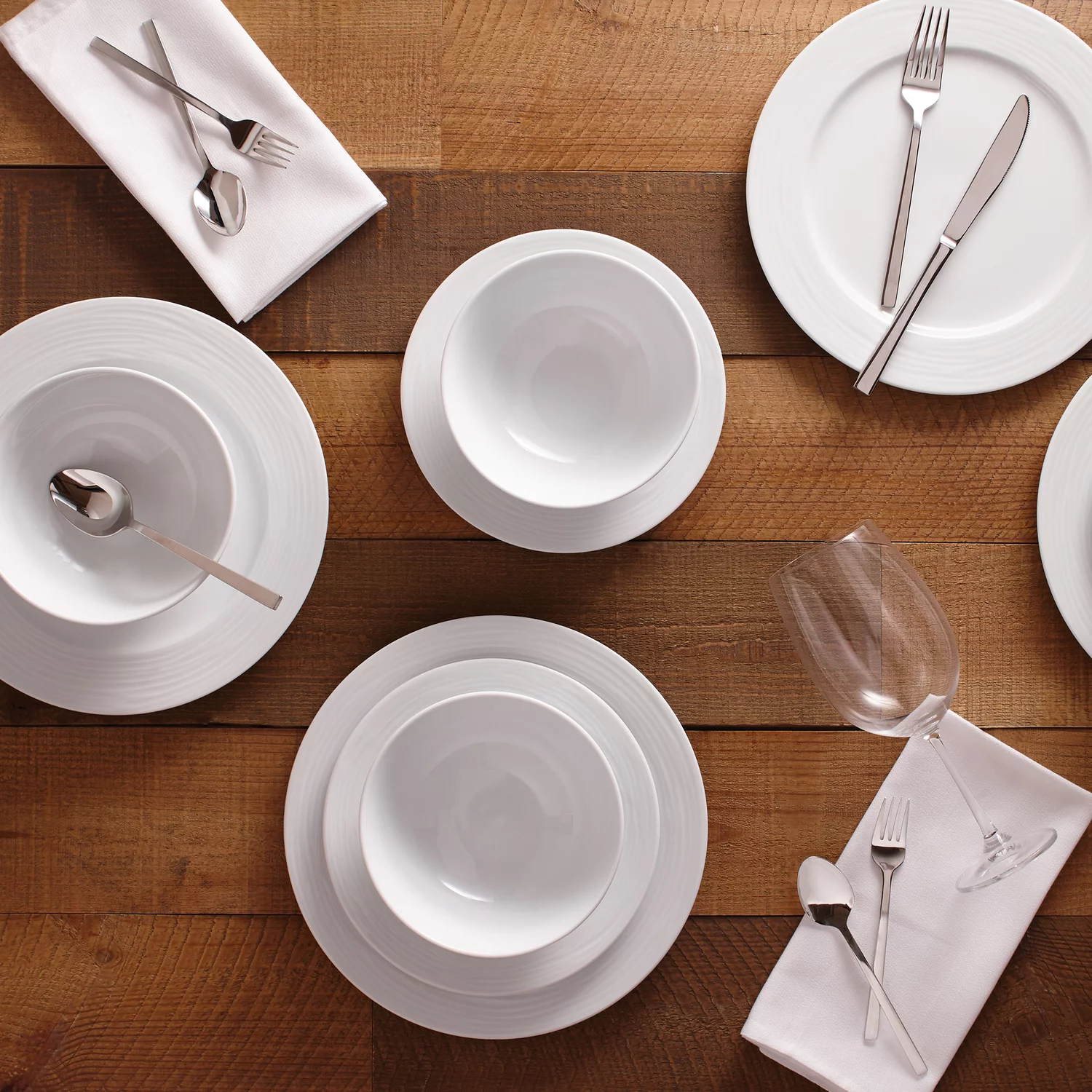 Safdie & Co. 12-Piece Round Rim Wave Dinnerware Set, White, Embossed
