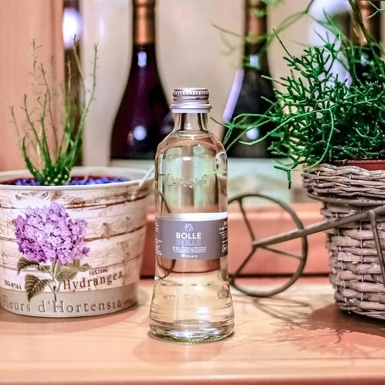 Alu Bolle (Sparkling) Natural Spring Mineral Water, 11 Fl Oz (10 Glass Bottles)