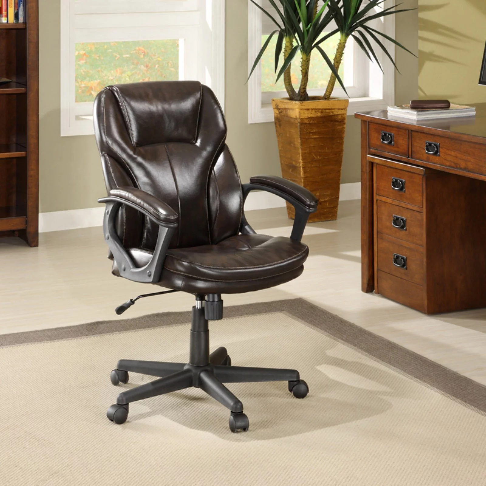 Serta Manager PureSoft Leather Executive Office Chair, Roasted Chestnut