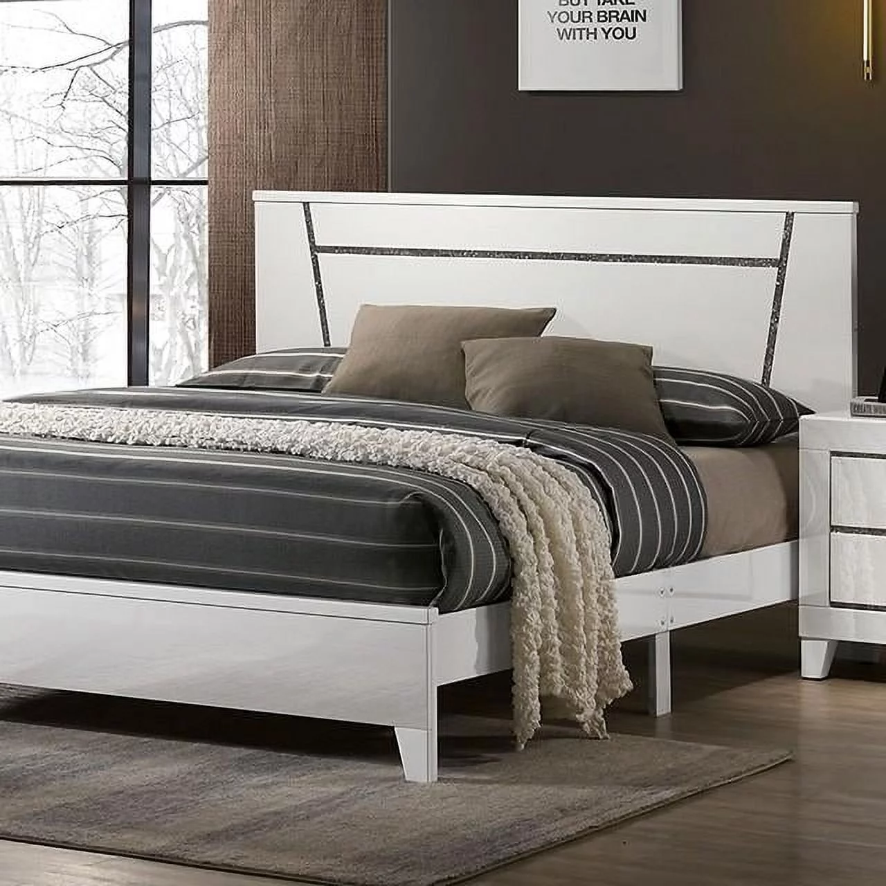 Contemporary White Solid Wood CAL Bedroom Set 6pcs FOA FOA7038WH Magdeburg